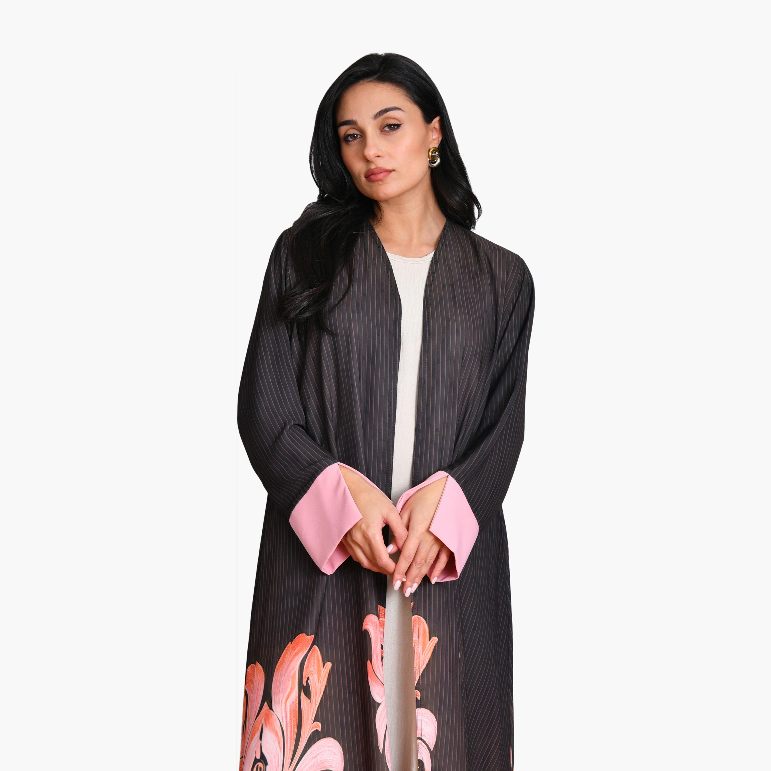 عباية سوداء مخططة ومطبوعة بالباروك من الشيفون للنساء مع حجاب من أويا عباية-women-arabicclothing-abayas-image-2