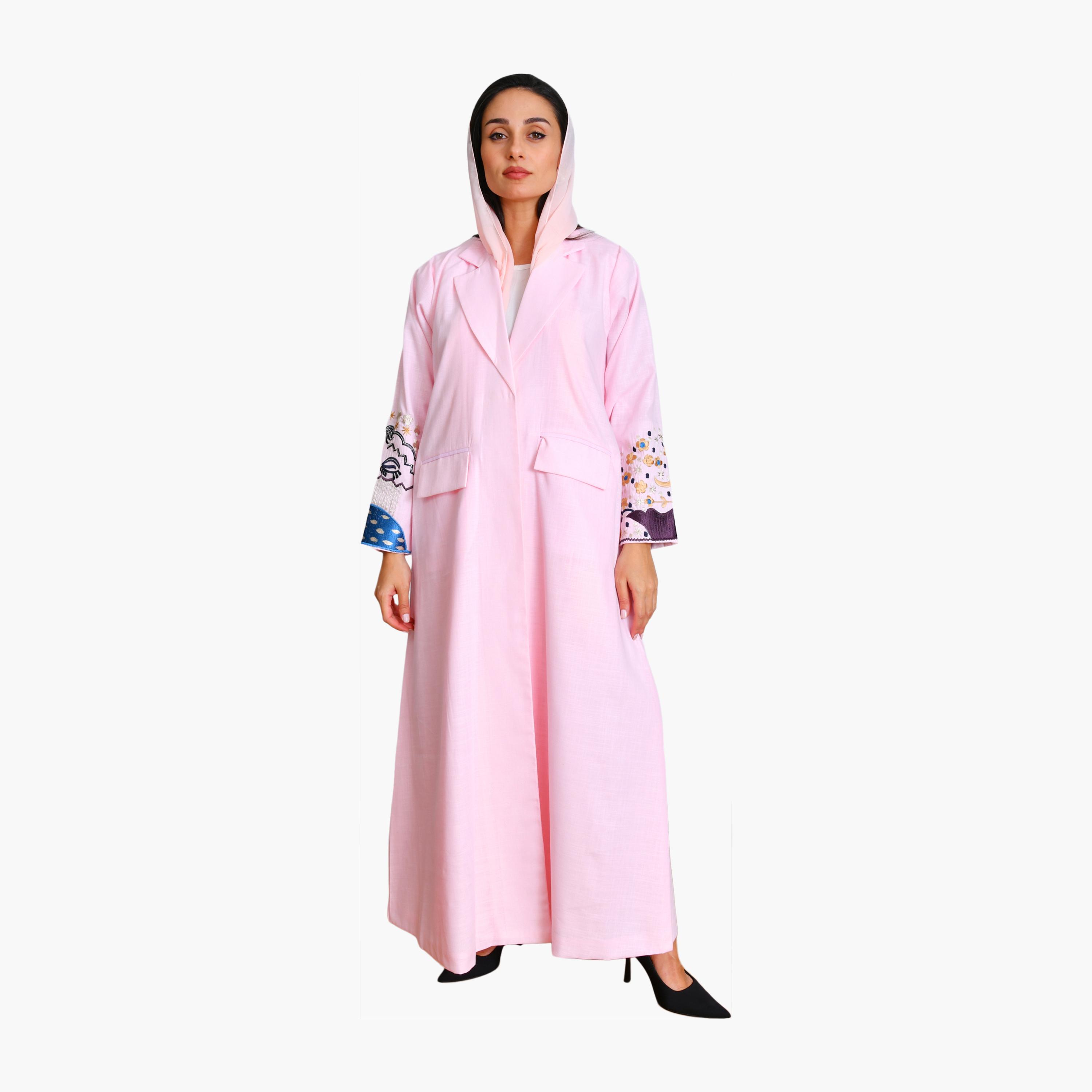 عباية نسائية رسمية من الكتان بأكمام مطرزة وياقة طية صدر السترة مع حجاب من أويا عباية-women-arabicclothing-abayas-image-1