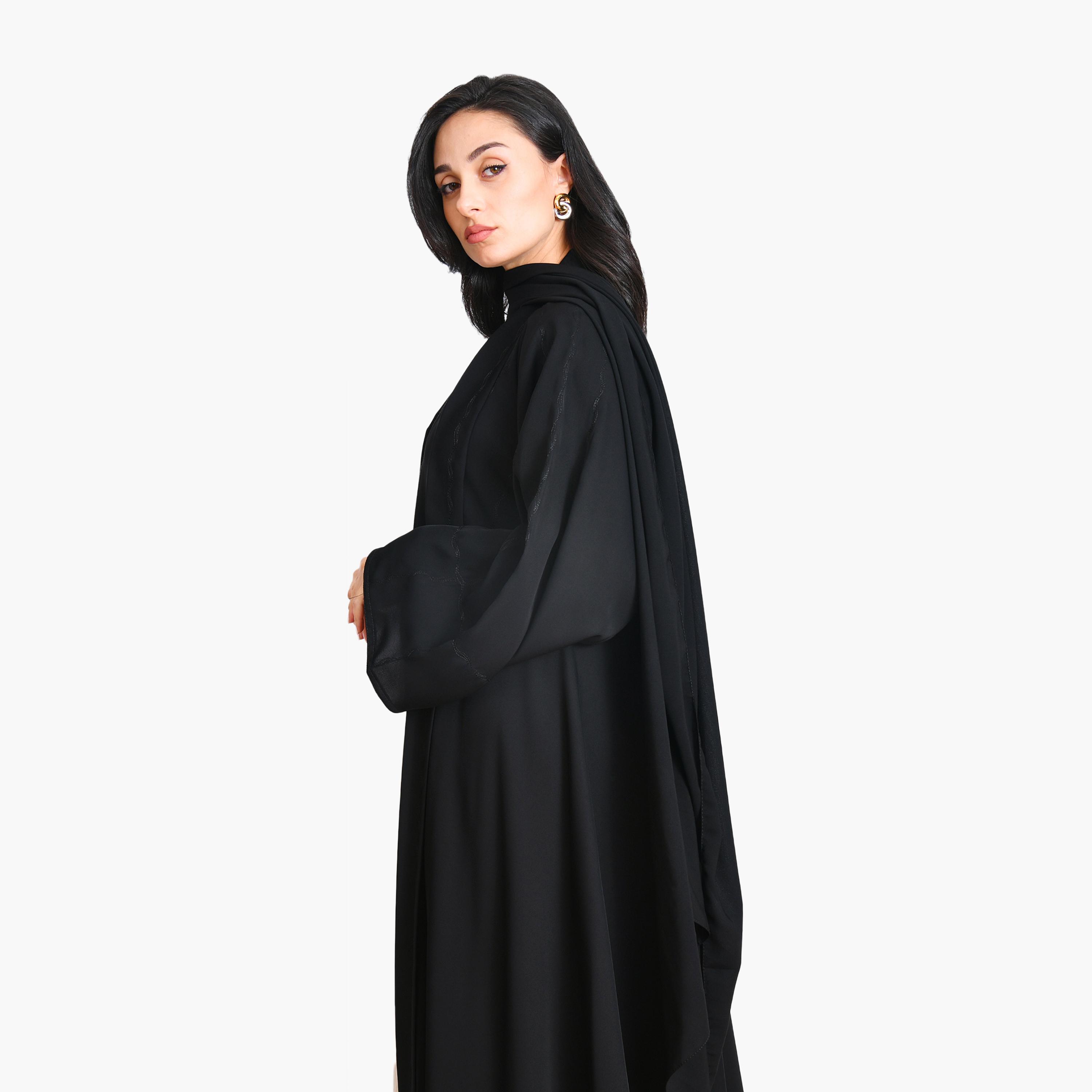 عباية سوداء مطرزة بأكمام واسعة من الكتان للنساء، نصف كلوش من أويا عباية-women-arabicclothing-abayas-image-3