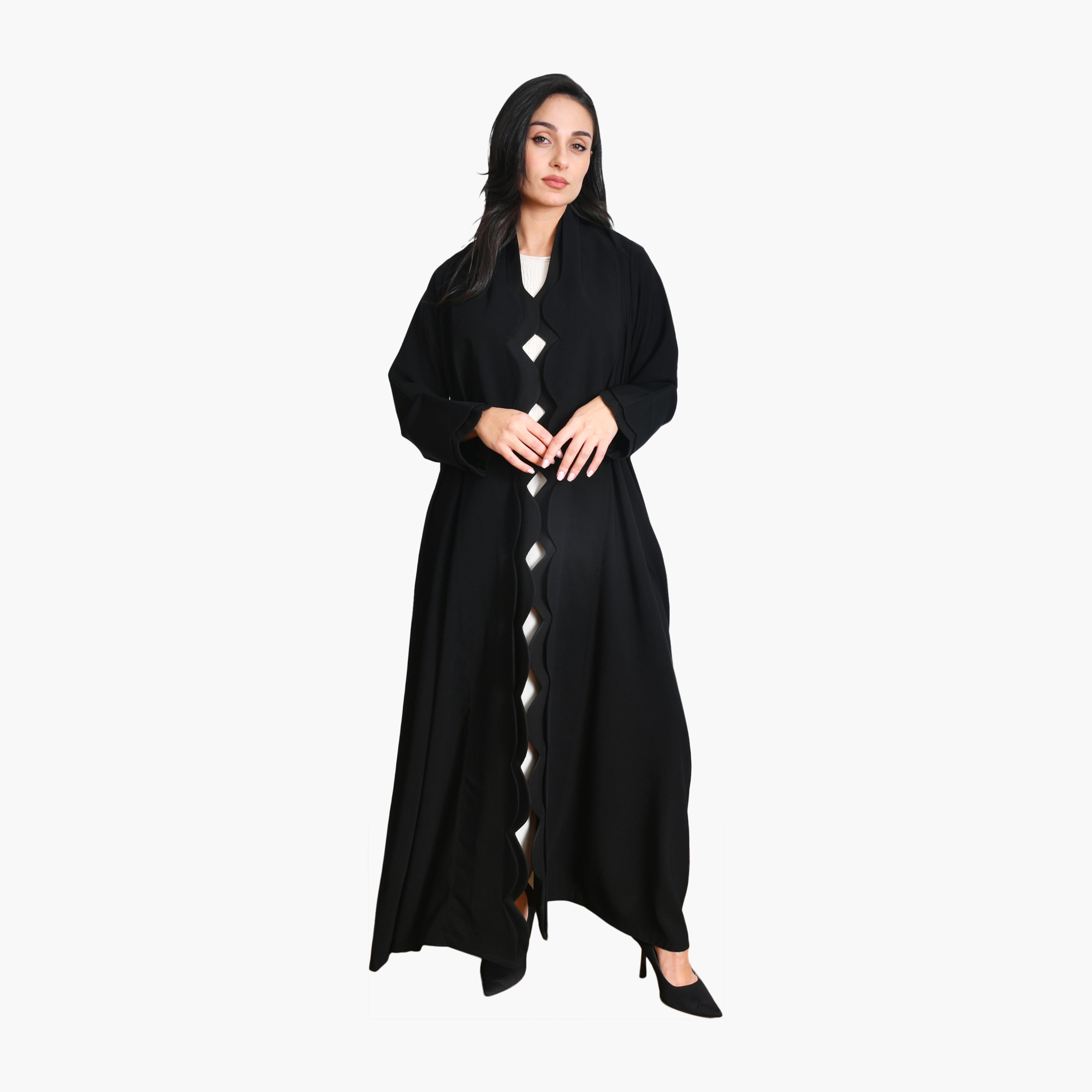 عباية سوداء من الكتان بجزء أمامي مزخرف بعقدة صدفية للنساء من أويا عباية-women-arabicclothing-abayas-image-1