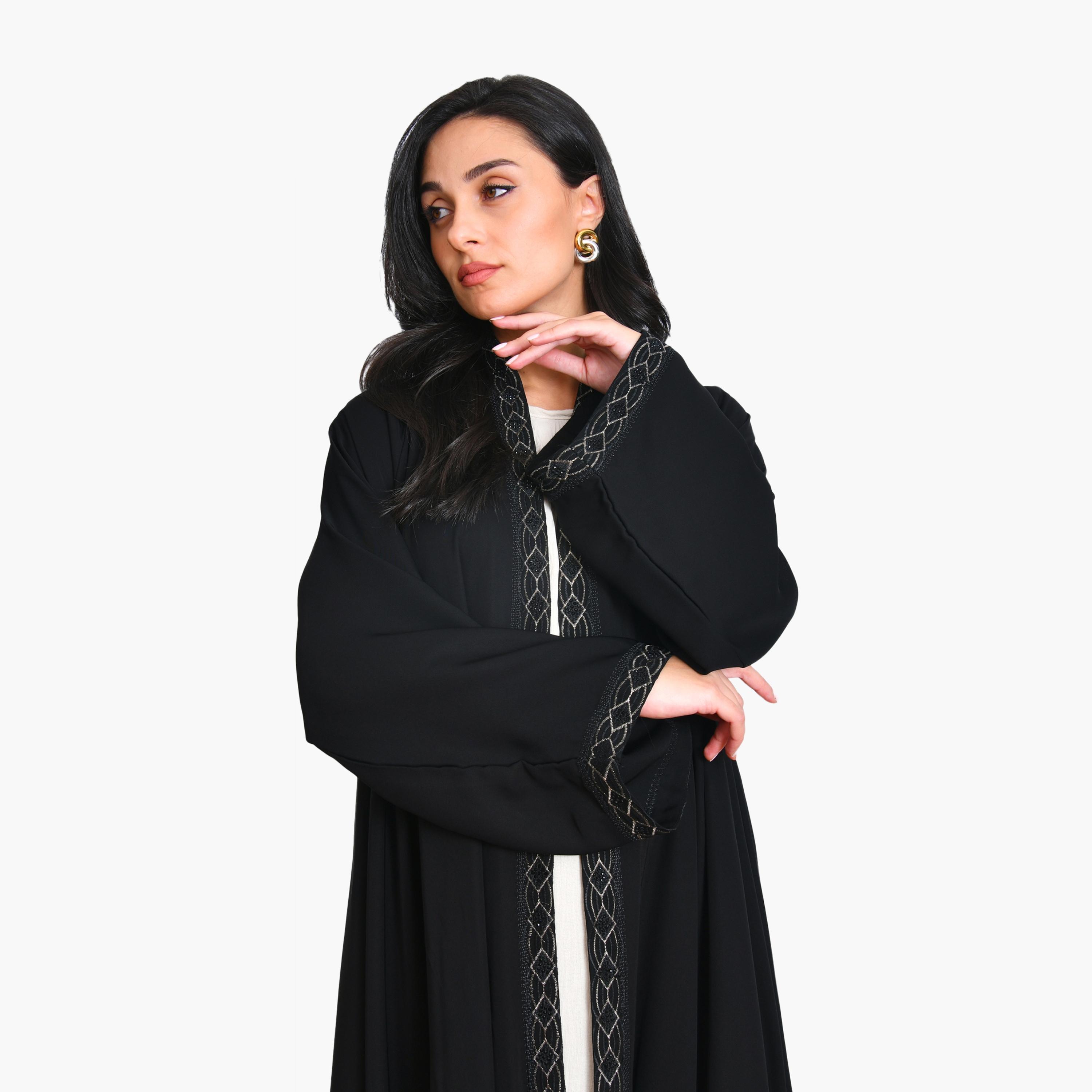 عباية سوداء مطرزة بأكمام واسعة من الكتان للنساء، نصف كلوش من أويا عباية-women-arabicclothing-abayas-image-2