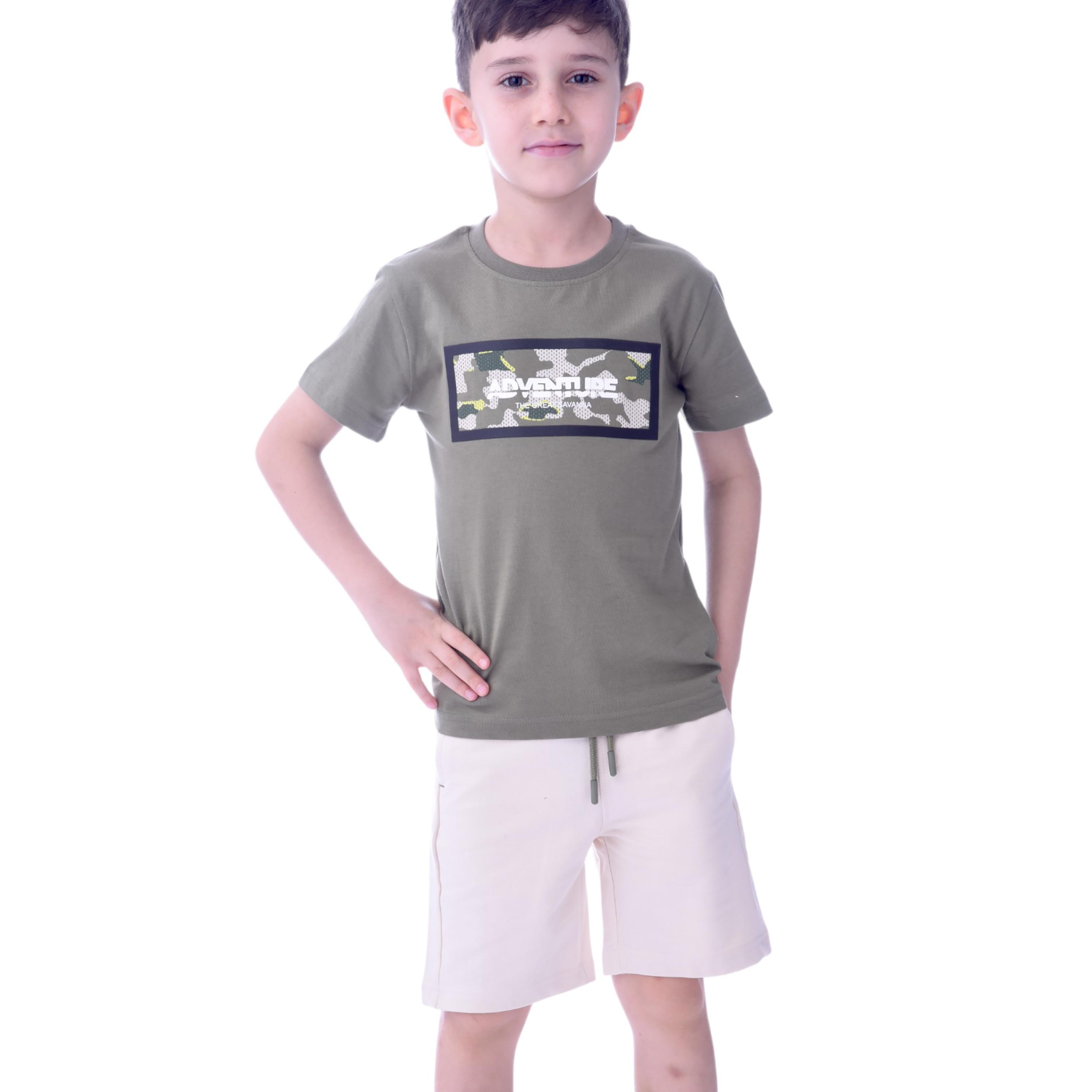 طقم تي شيرت بأكمام قصيرة وشورت بطبعة ادفينتشر من فيكتور اند جين-boys-clothing-setsandcoords-image-1