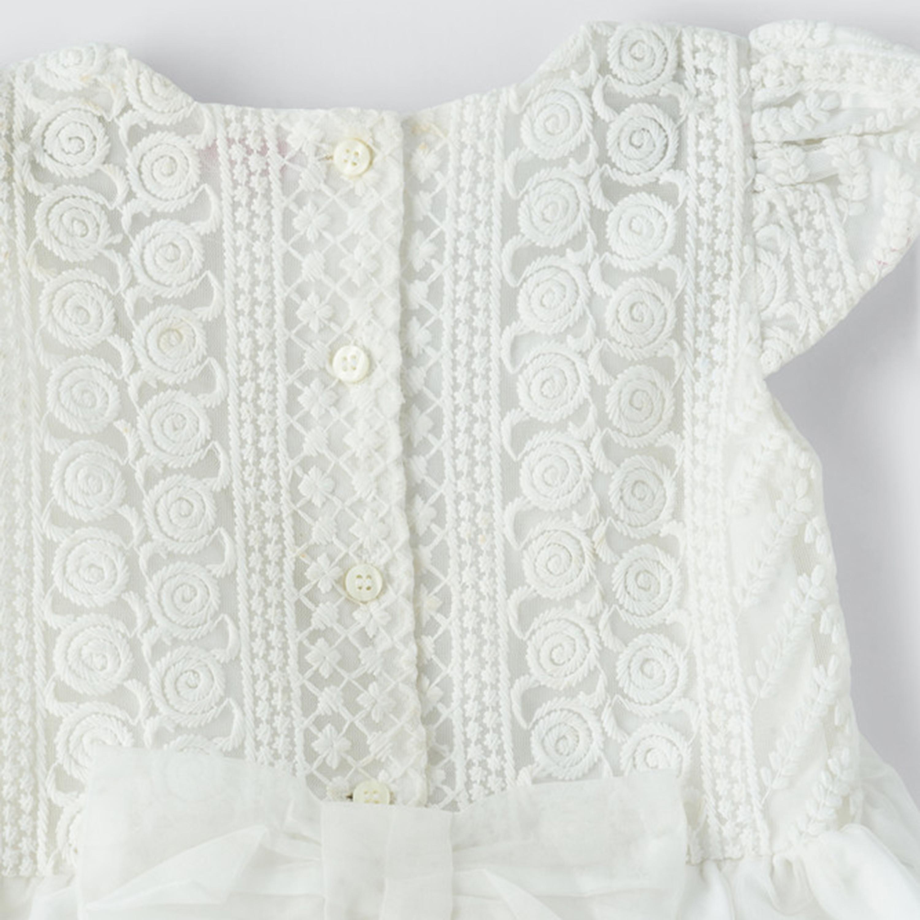 فستان قطن بقوام بارز وأكمام قصيرة جداً (كاب) من يونيكيدز-girls-clothing-dressesandjumpsuits-image-3