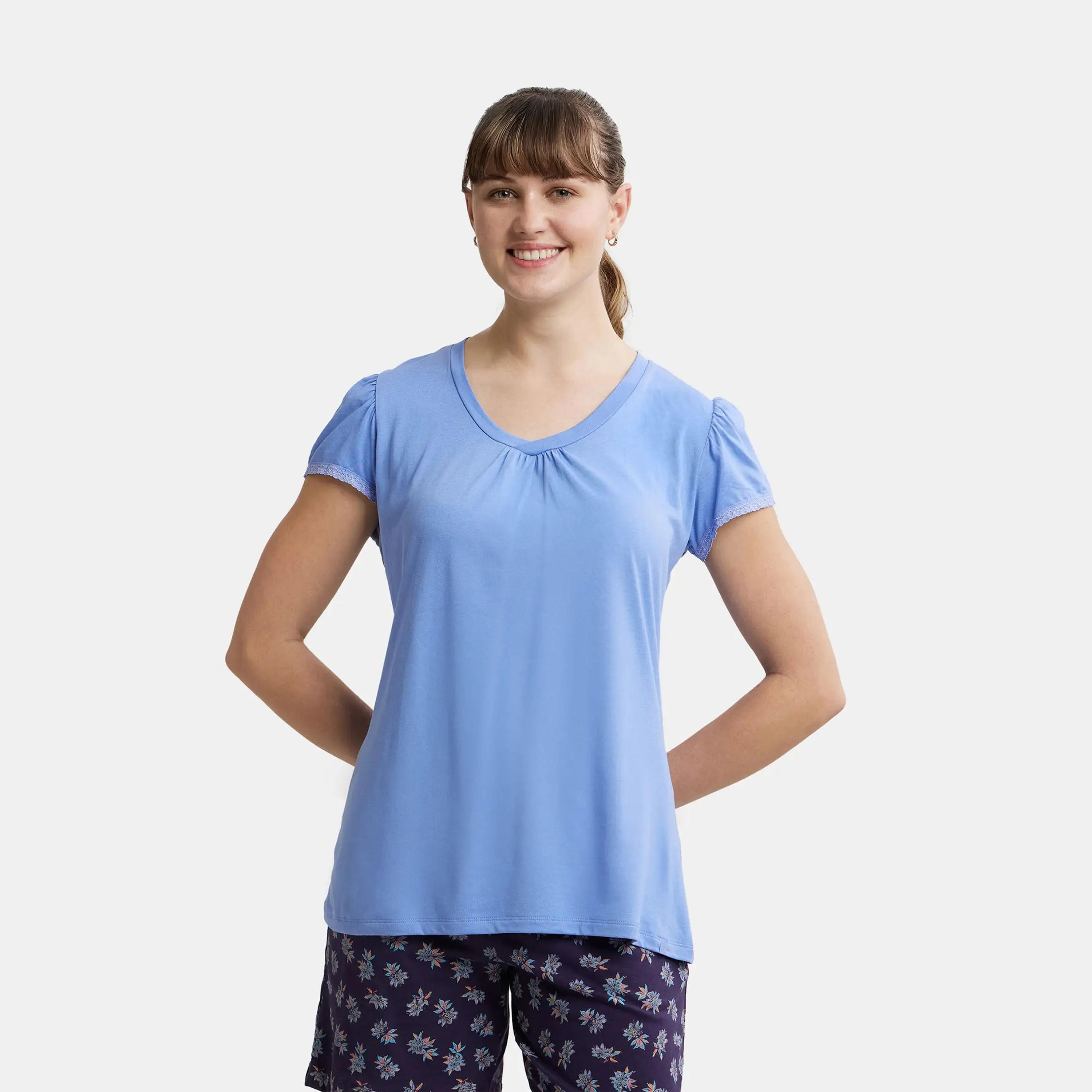 جوكي- تي شيرت ريلاكس نوم نسائي  رقبة V-women-clothing-tshirts-image-17