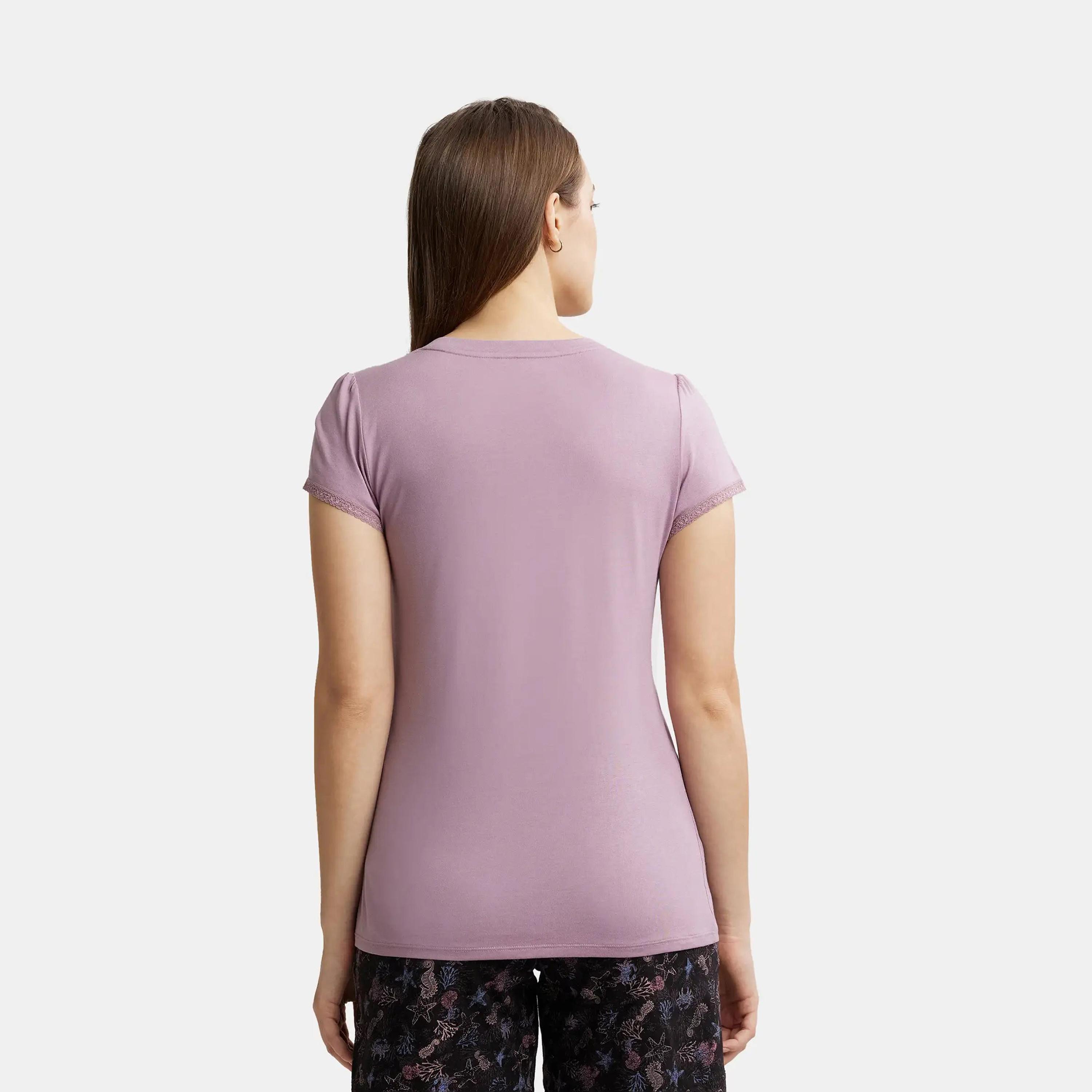 جوكي- تي شيرت ريلاكس نوم نسائي  رقبة V-women-clothing-tshirts-image-3