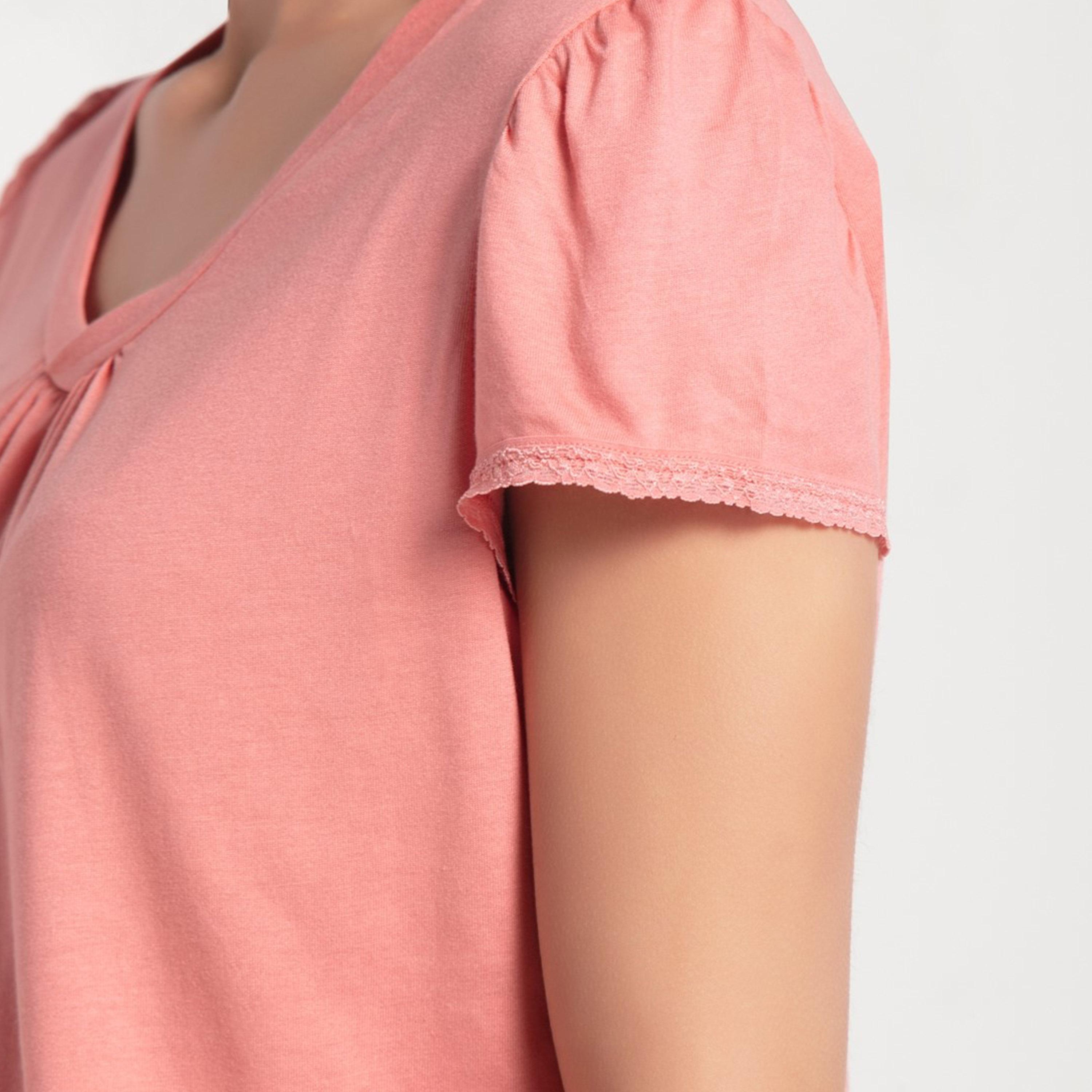 جوكي- تي شيرت ريلاكس نوم نسائي  رقبة V-women-clothing-tshirts-image-36