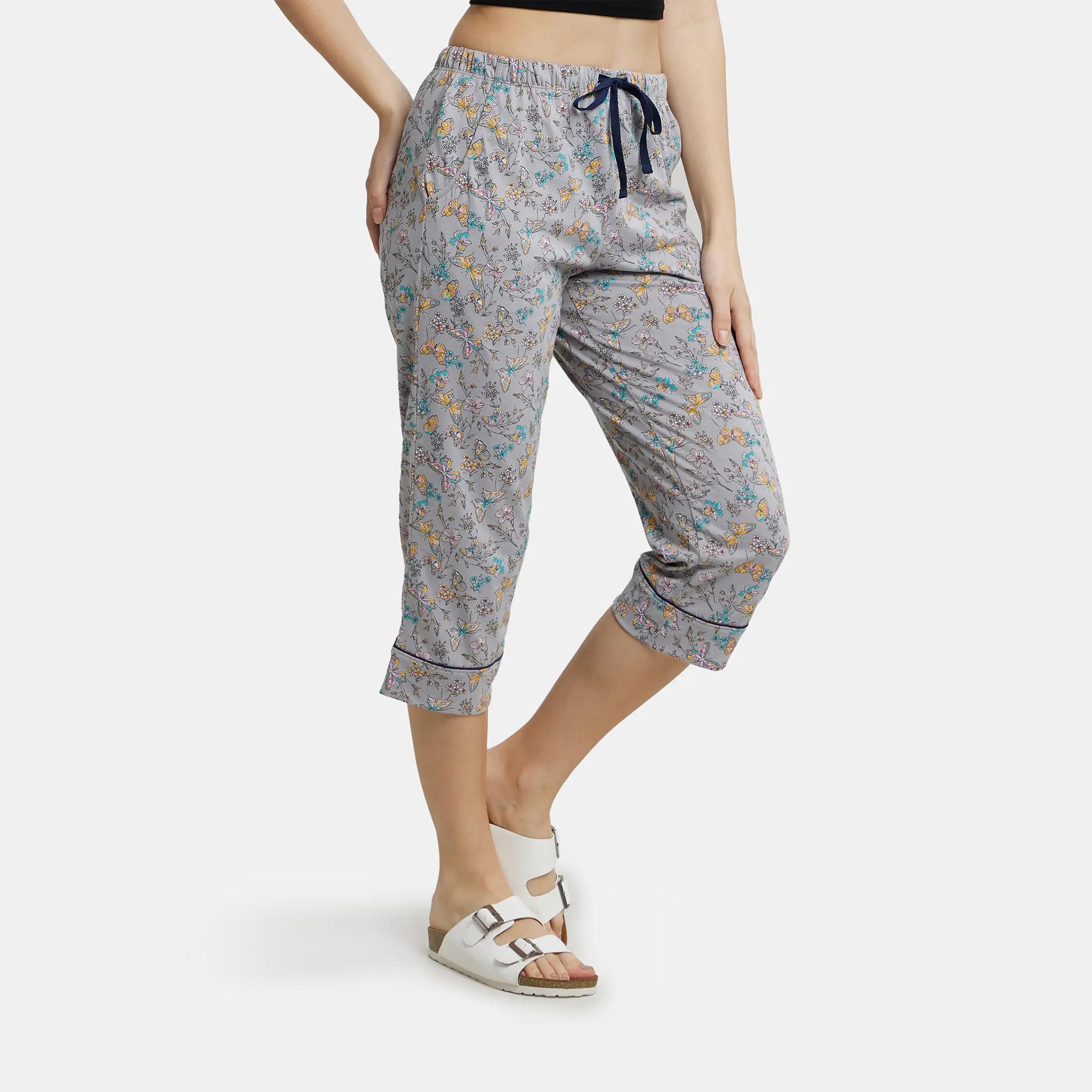 بنطلونات كابري للسيدات الفارسة-women-clothing-nightwear-pyjamas-bottoms-image-4