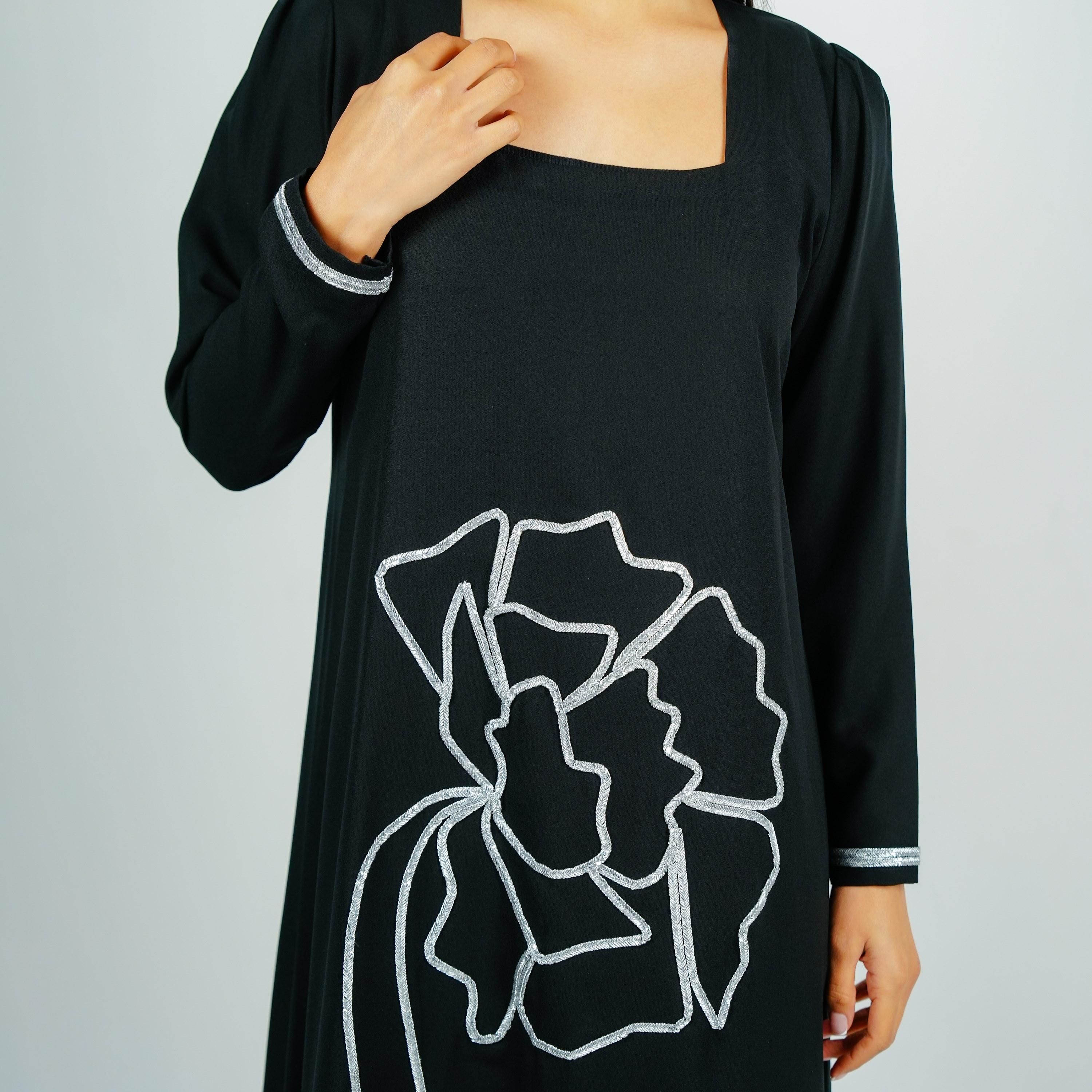 جلابية سهرة مطرزة بياقة مربعة من كريب باربي مع جاكيت شفاف من روزيت عباية-women-arabicclothing-jalabiyas-image-3