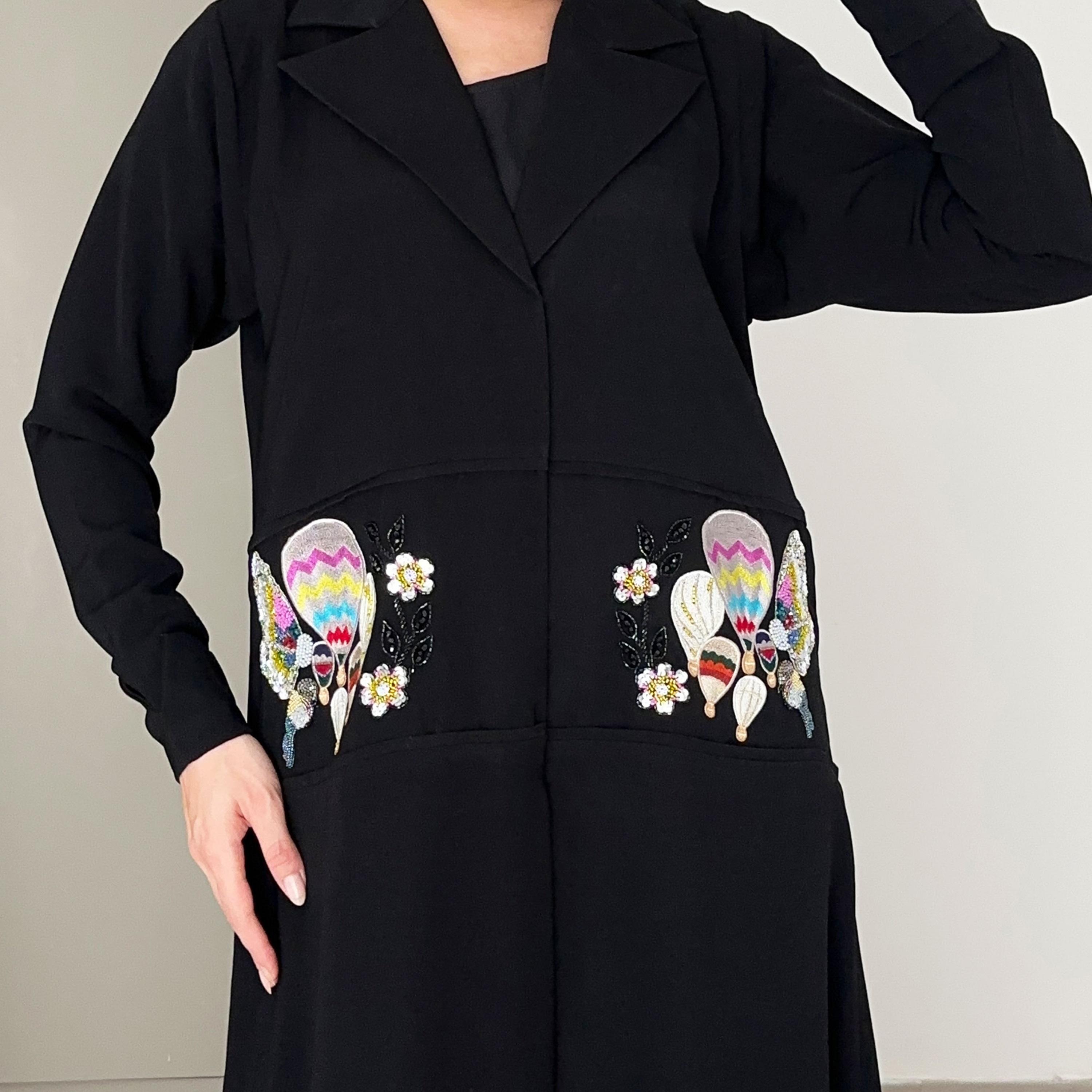 عباية بتصميم معطف كريب بياقة لا بيل مطرزة وبالخرز الأسود من روزيت عباية-women-arabicclothing-abayas-image-3