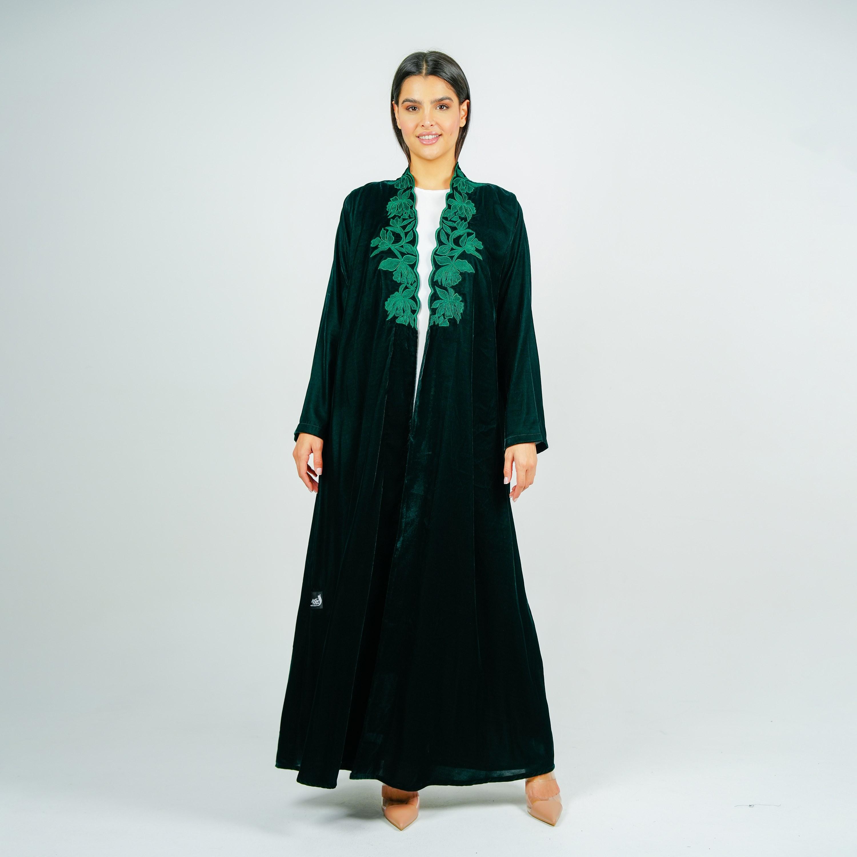 عباية مخمل مطرزة بالزهور مع حجاب من روزيت عباية-women-arabicclothing-abayas-image-3