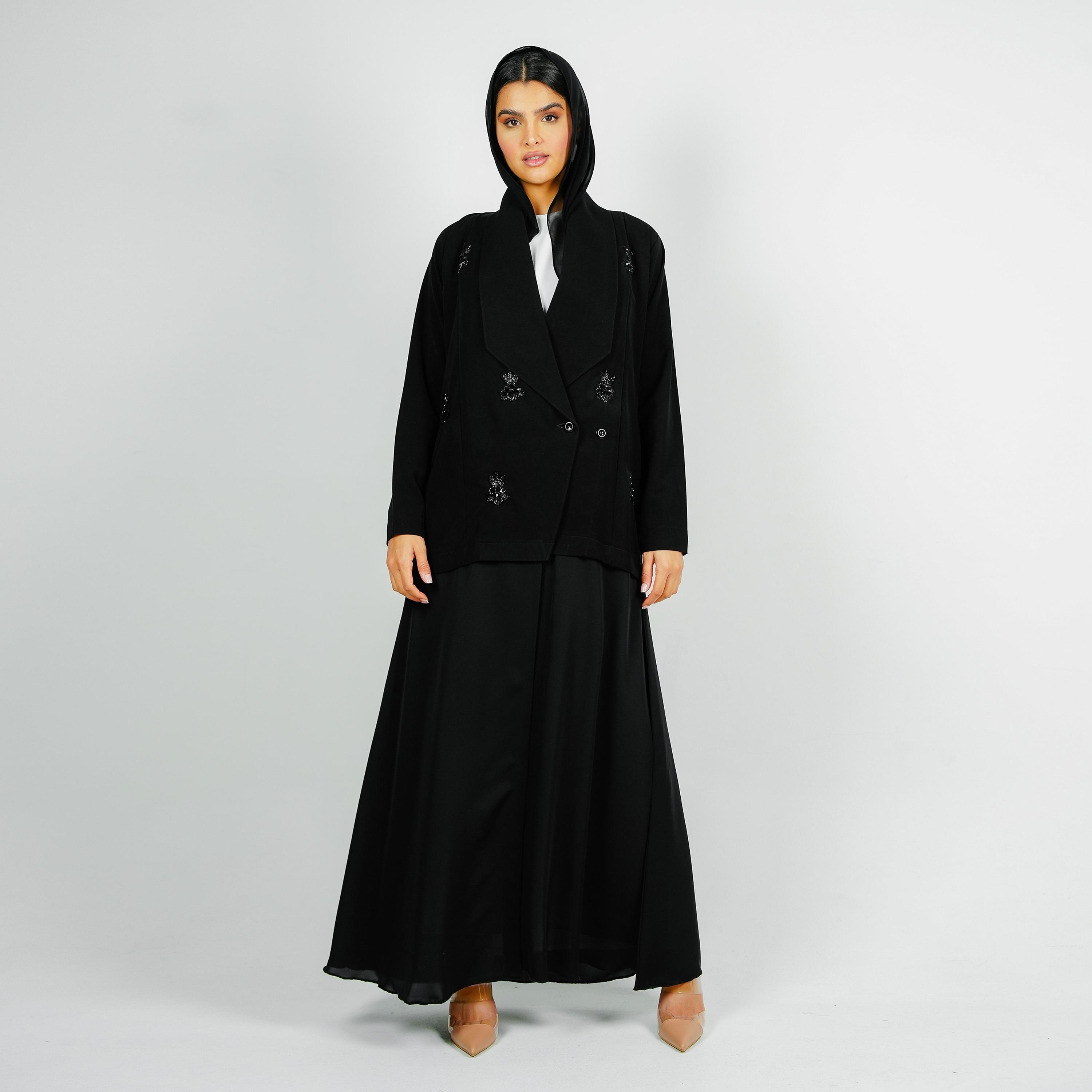 عباية كريب باربي بياقة لا بيل مزينة بالخرز مع حجاب من روزيت عباية-women-arabicclothing-abayas-image-1