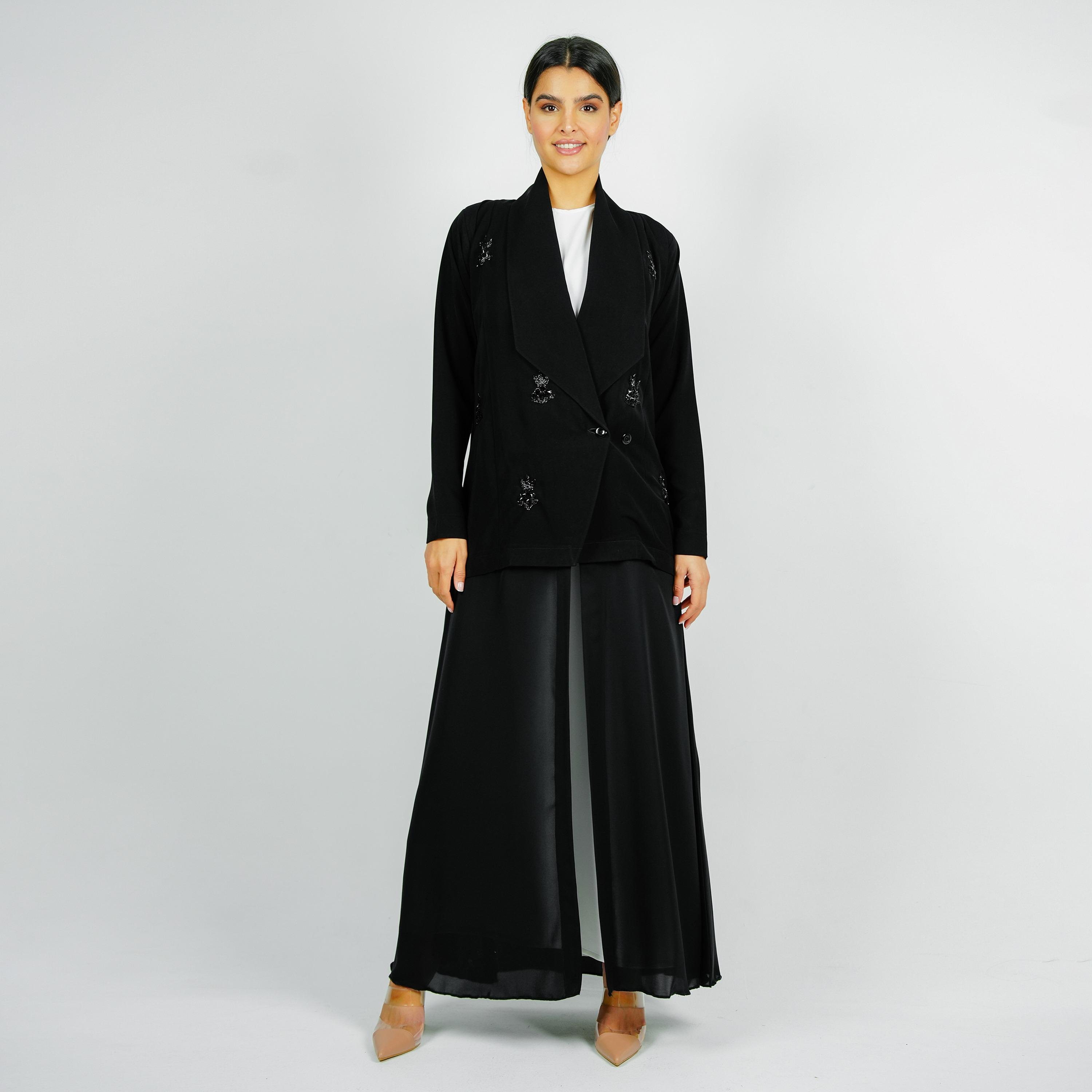 عباية كريب باربي بياقة لا بيل مزينة بالخرز مع حجاب من روزيت عباية-women-arabicclothing-abayas-image-5