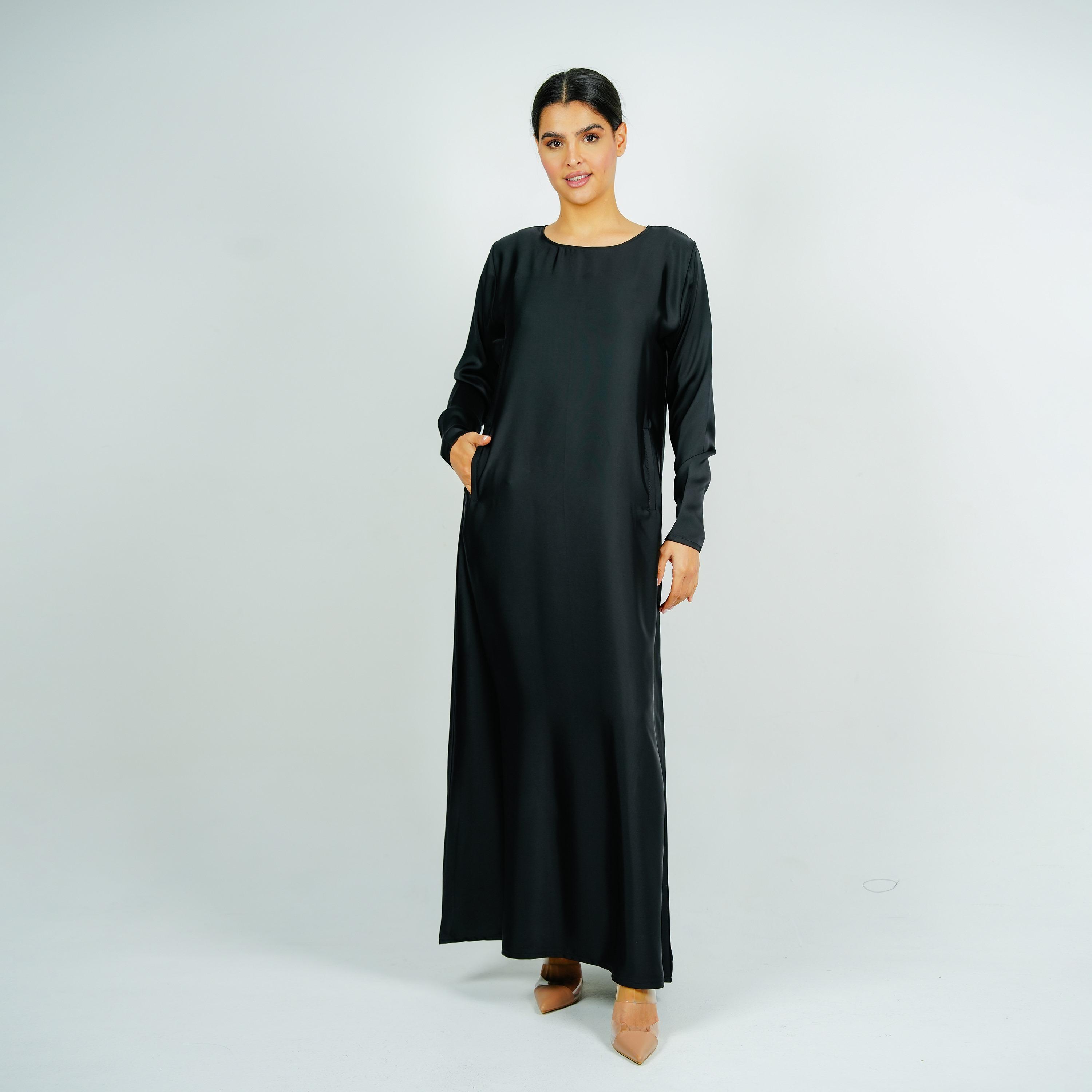 فستان عباية داخلي ساتان أسود من روزيت عباية-women-arabicclothing-abayainner-image-2
