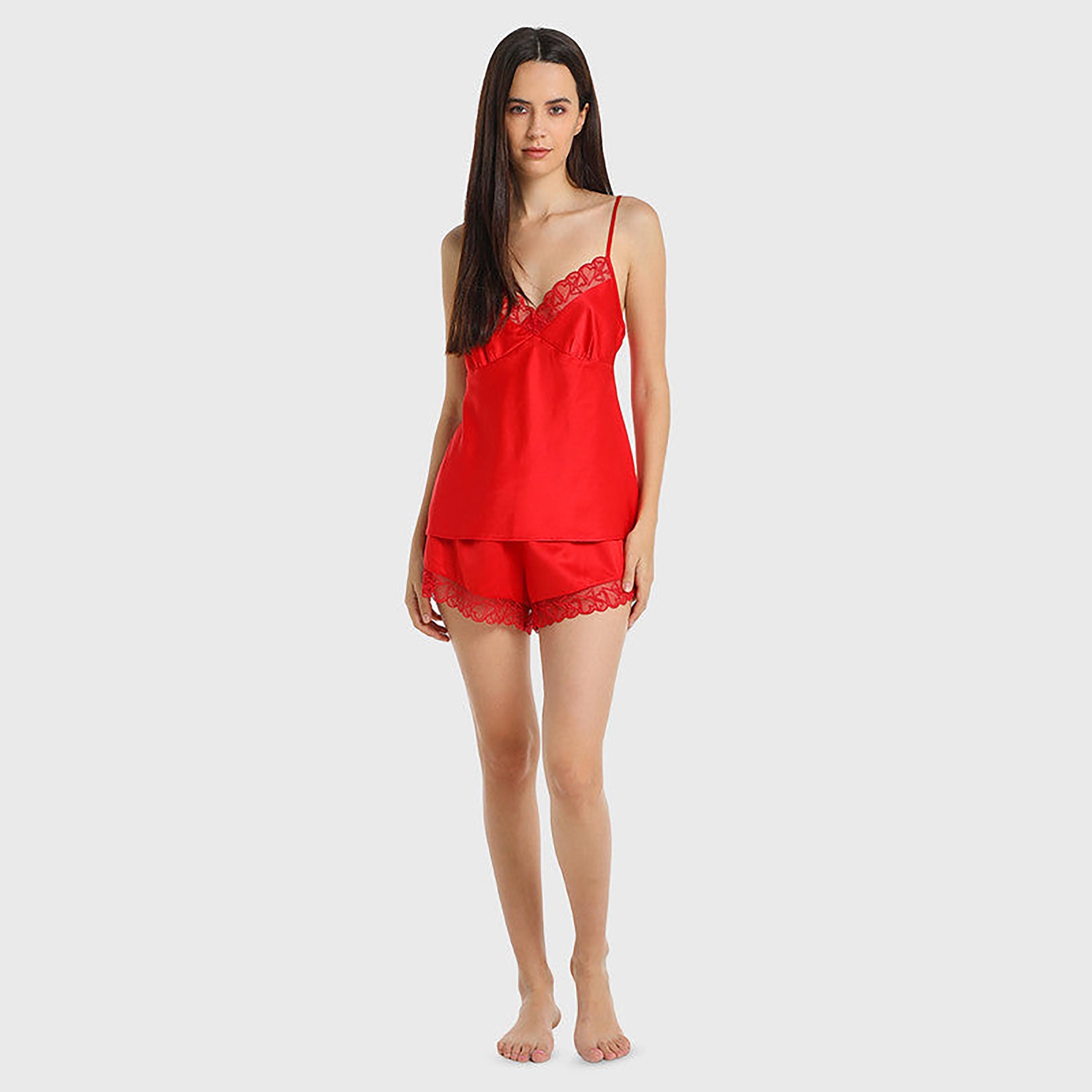 بلوزة كامي نسائية حمراء غير مبطنة وغير سلكية من Isla & Evie-women-clothing-lingerie-camisoles-image-2