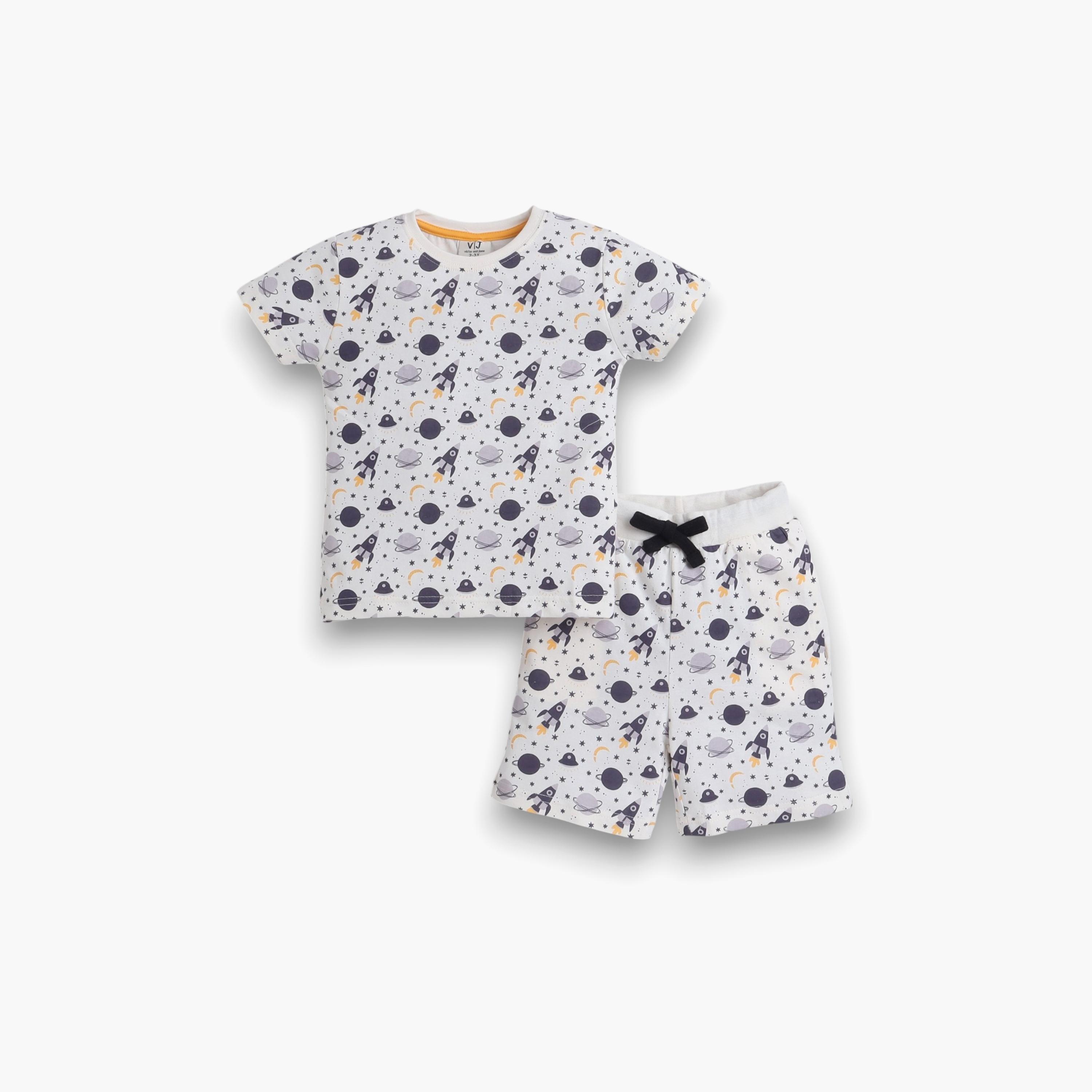 تي شيرت مطبوع بأكمام قصيرة مكون من قطعتين مع شورت من فيكتور اند جين-boys-clothing-nightwear-image-1