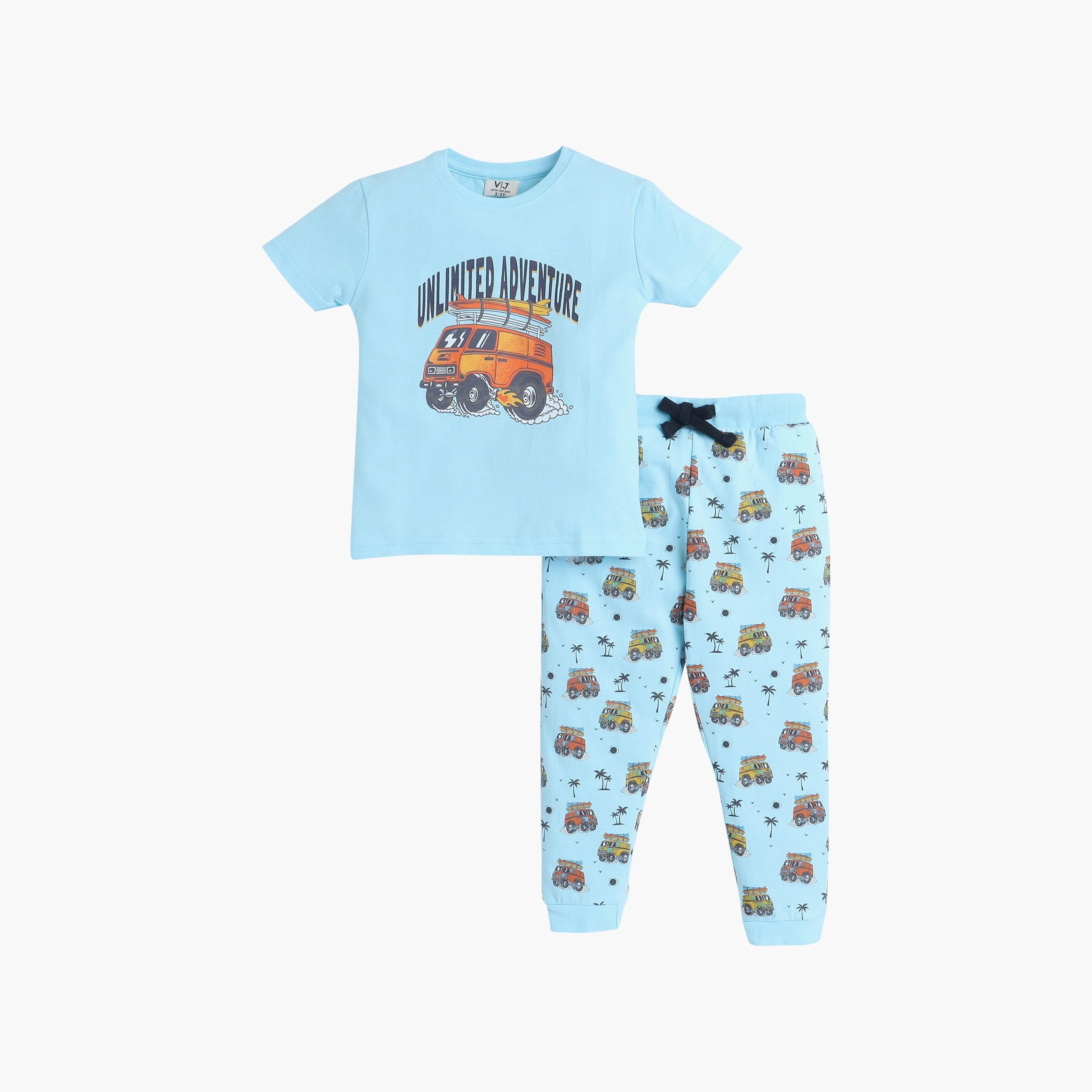 تي شيرت مطبوع بأكمام قصيرة مكون من قطعتين مع بنطال رياضي من فيكتور اند جين-boys-clothing-nightwear-image-1