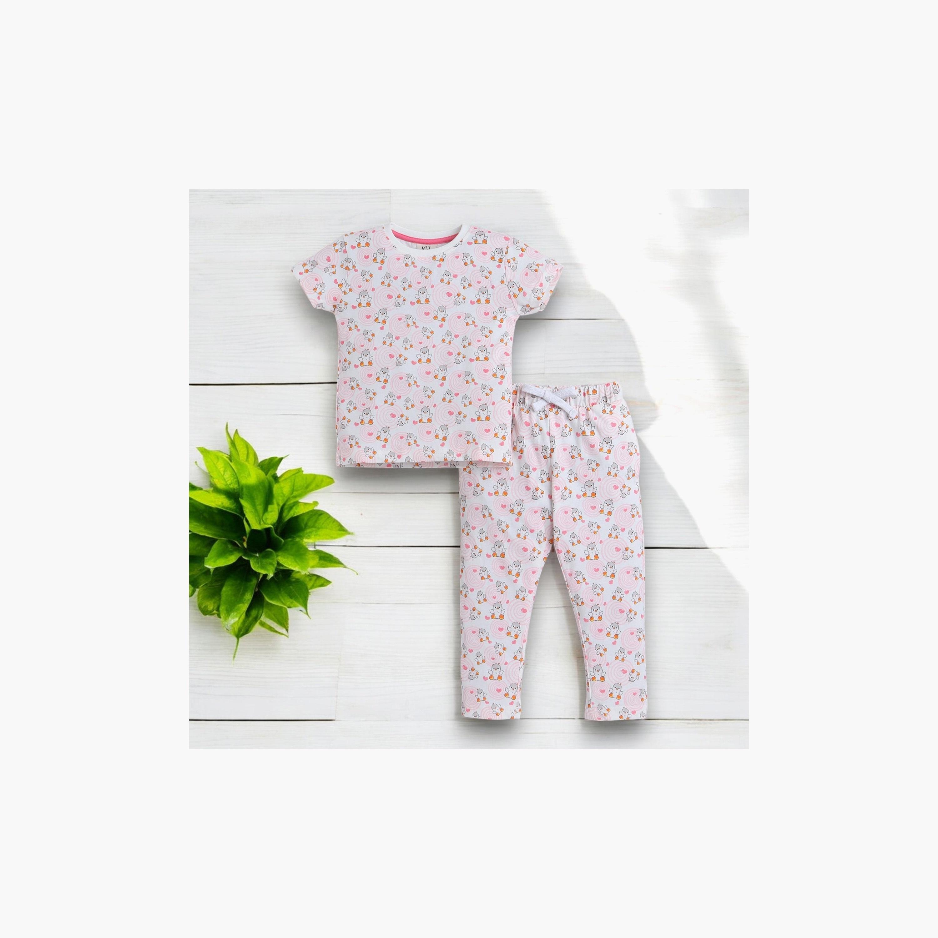 تي شيرت مطبوع بأكمام قصيرة مكون من قطعتين مع بنطال رياضي من فيكتور اند جين-girls-clothing-nightwear-image-5