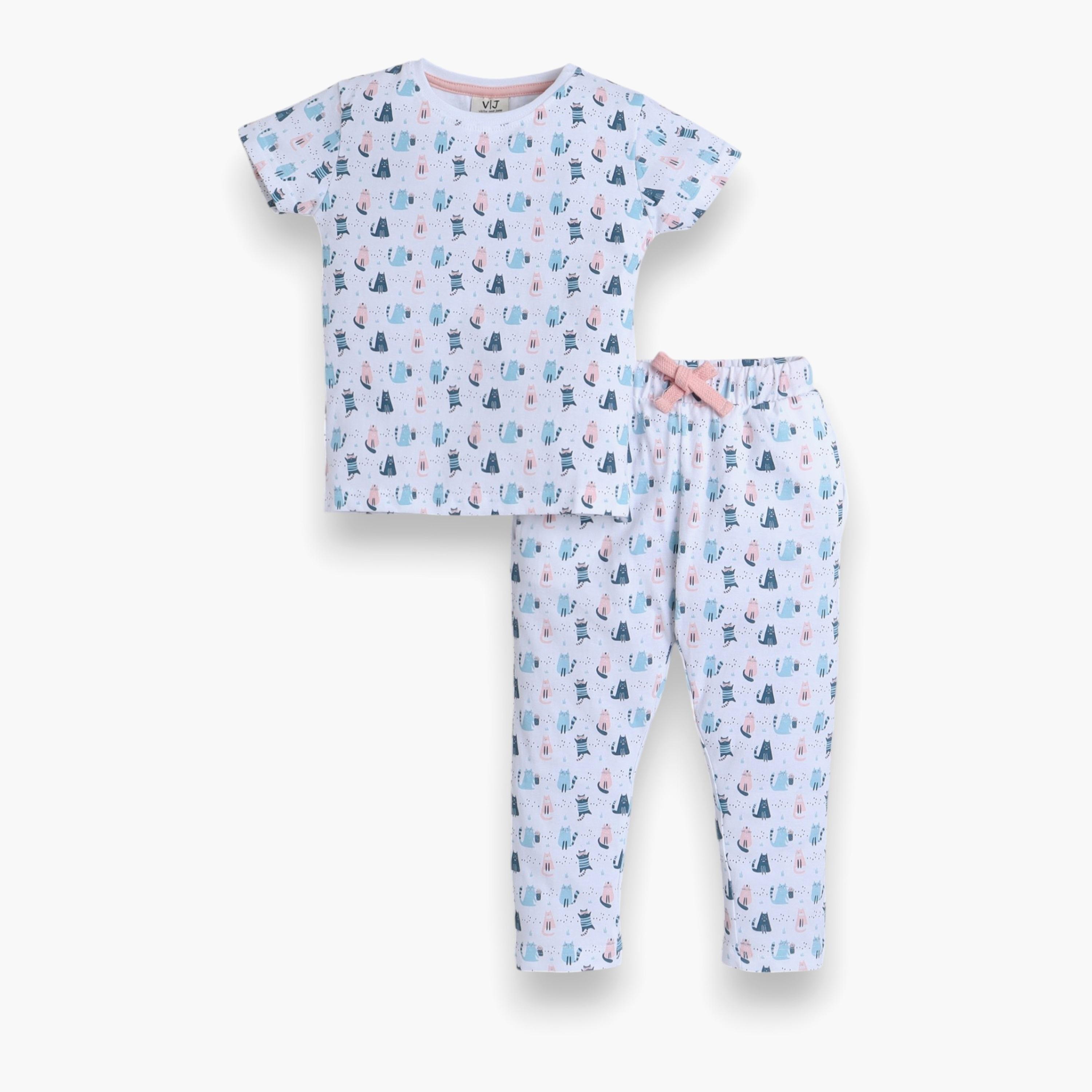 تي شيرت مطبوع بأكمام قصيرة مكون من قطعتين مع بنطال رياضي من فيكتور اند جين-baby-girls-clothing-nightwear-pyjamasets-image-6