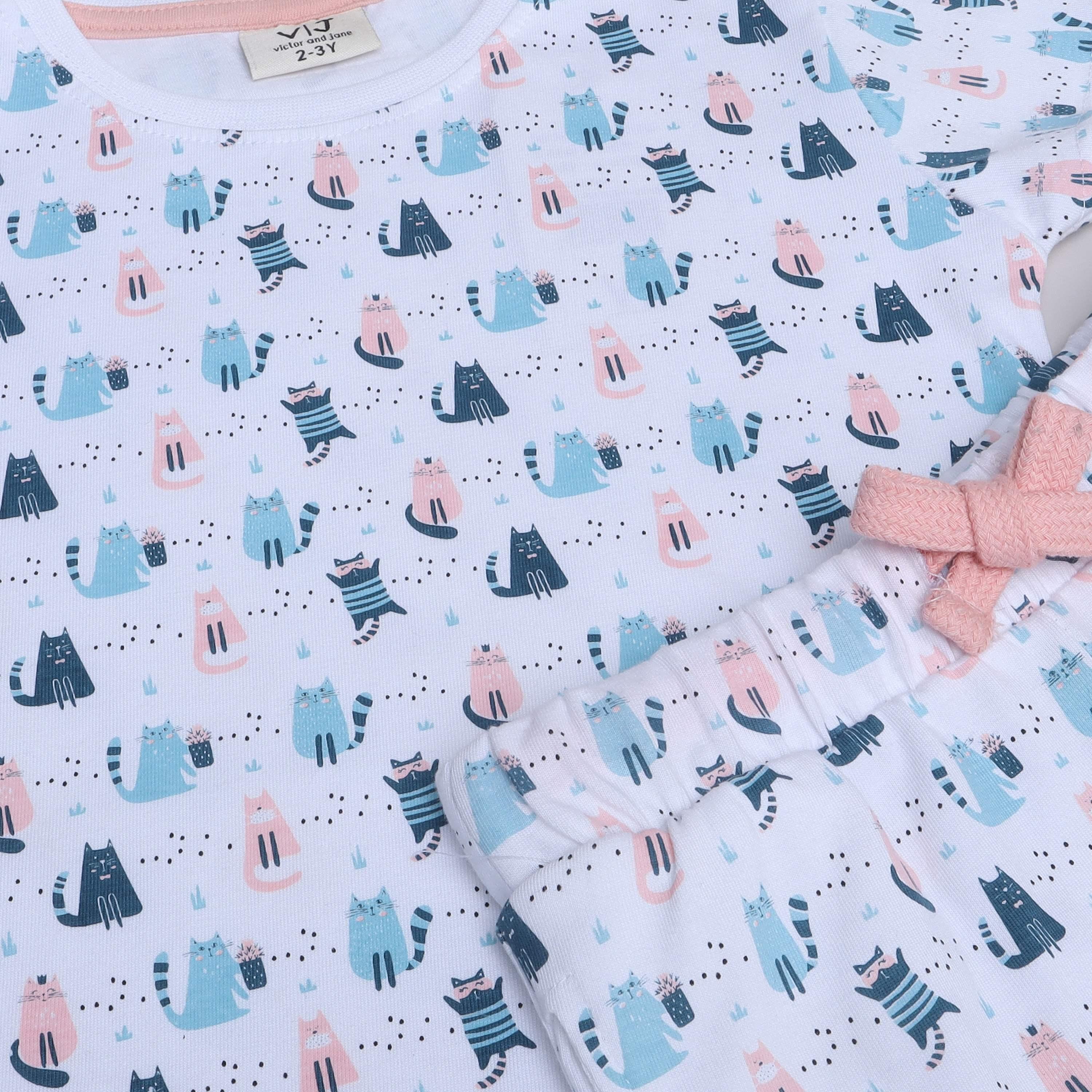 تي شيرت مطبوع بأكمام قصيرة مكون من قطعتين مع بنطال رياضي من فيكتور اند جين-baby-girls-clothing-nightwear-pyjamasets-image-5