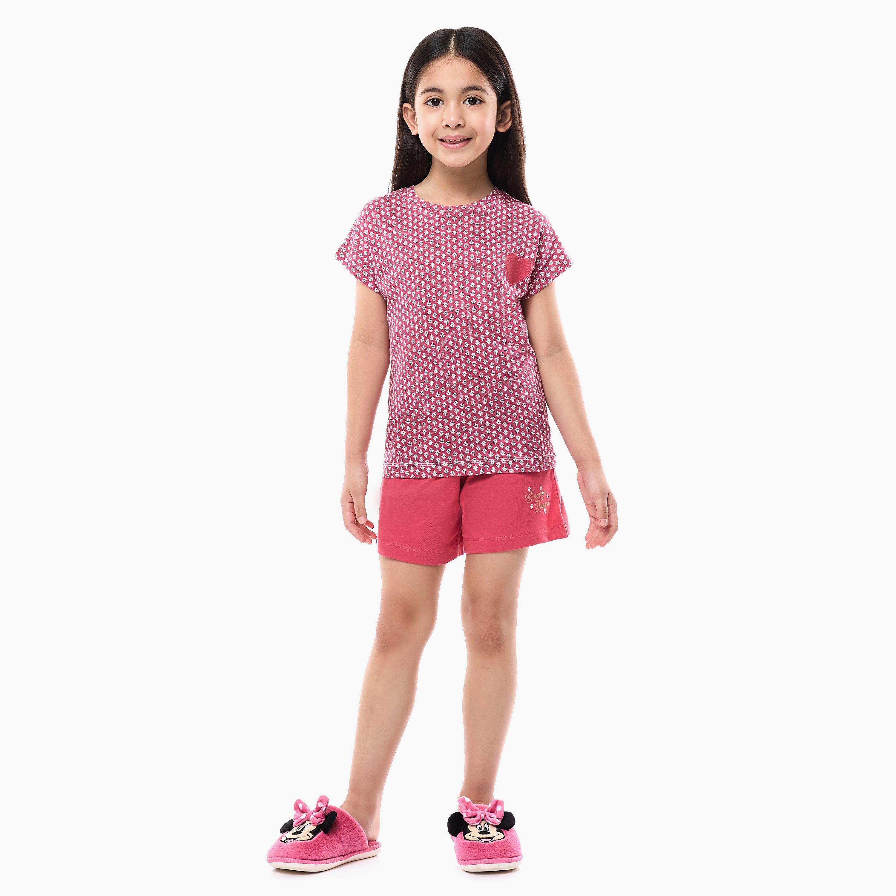 تي شيرت مطبوع بأكمام قصيرة مع شورت من قطعتين من فيكتور اند جين-girls-clothing-nightwear-image-1