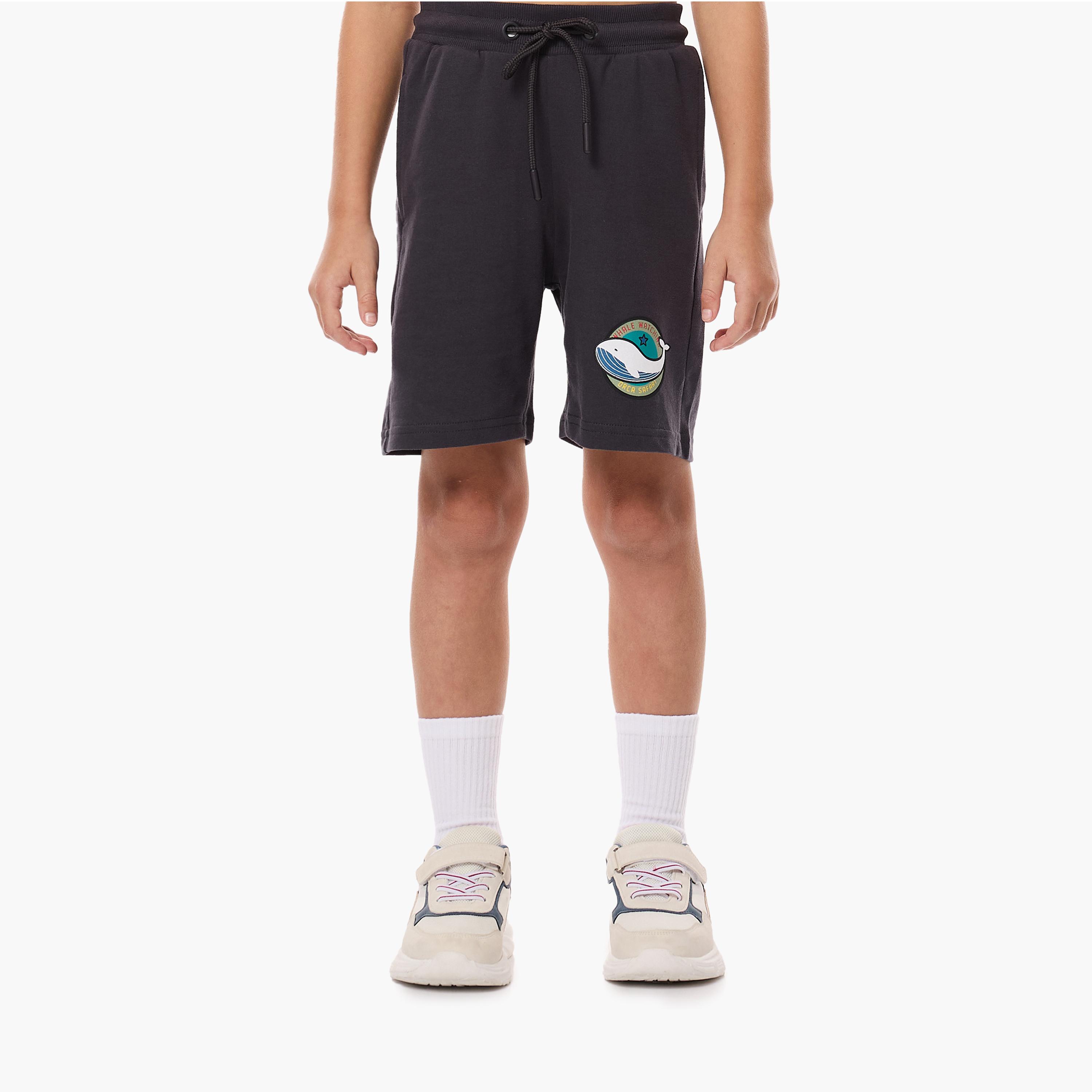 تي شيرت مطبوع بأكمام قصيرة مع شورت من قطعتين من فيكتور اند جين-boys-clothing-setsandcoords-image-5