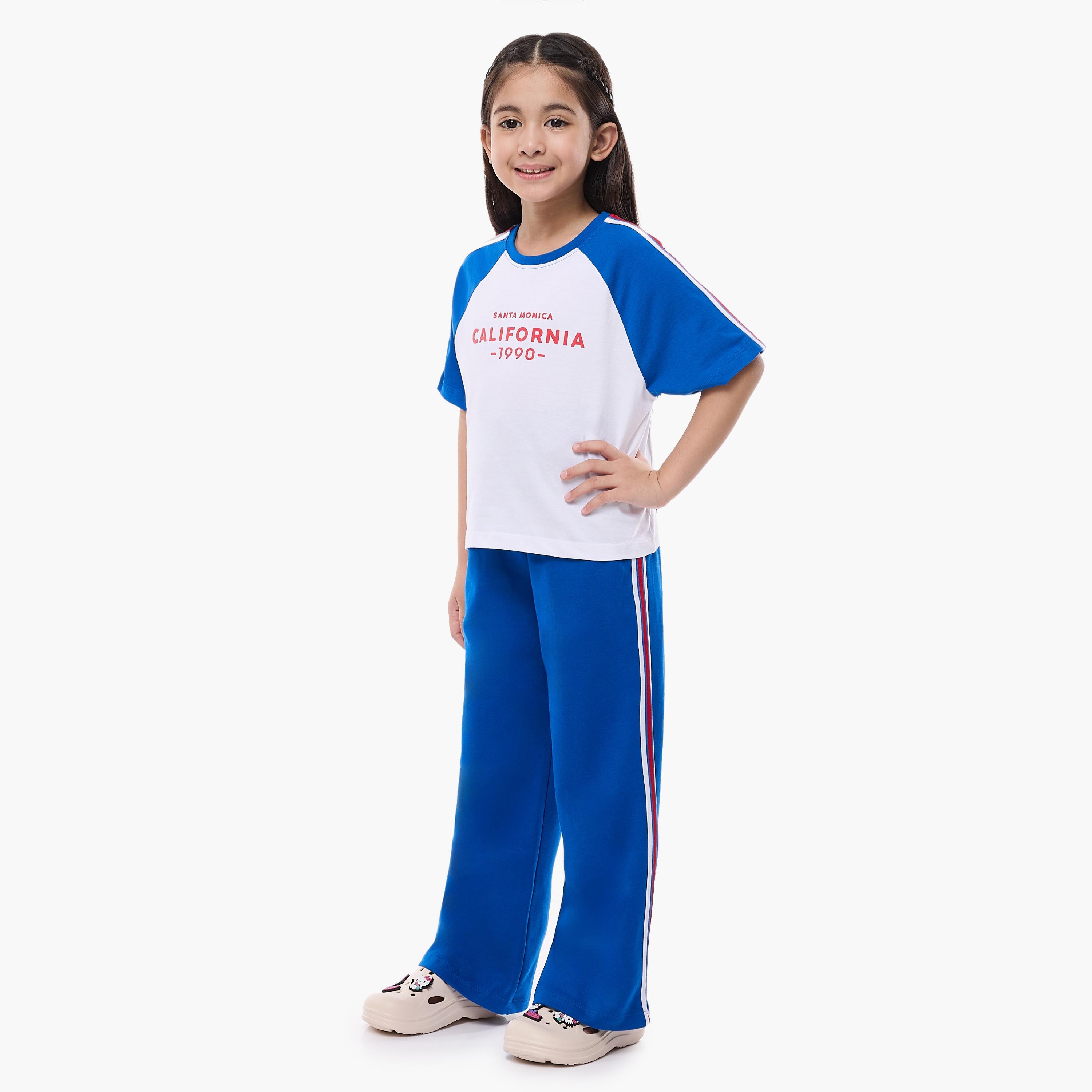 تي شيرت مطبوع بأكمام قصيرة مع بنطلون من قطعتين من فيكتور اند جين-girls-clothing-setsandcoords-image-2