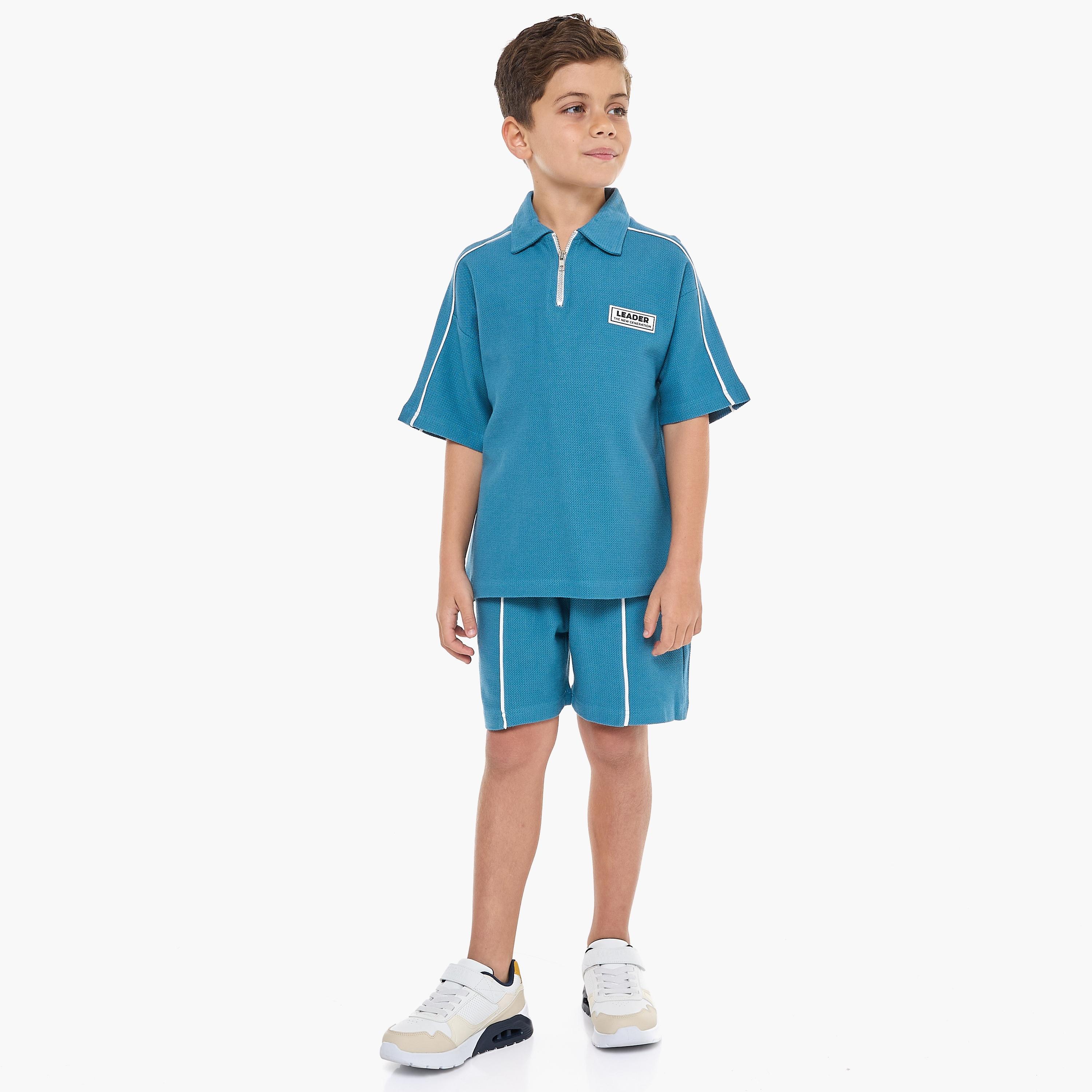 تي شيرت سادة بأكمام قصيرة مع شورت من قطعتين من فيكتور اند جين-boys-clothing-setsandcoords-image-4