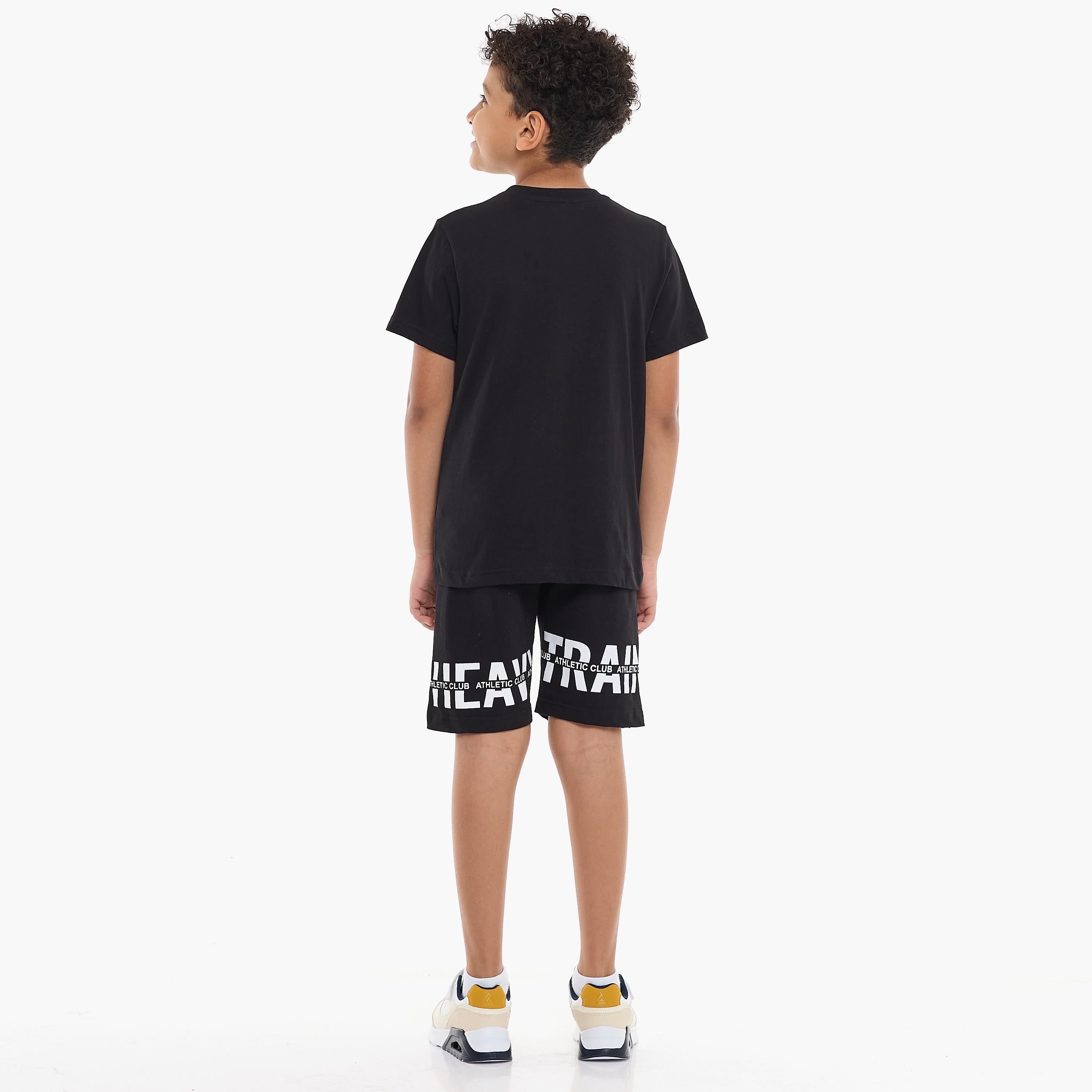 تي شيرت مطبوع بأكمام قصيرة مع شورت من قطعتين من فيكتور اند جين-boys-clothing-setsandcoords-image-2