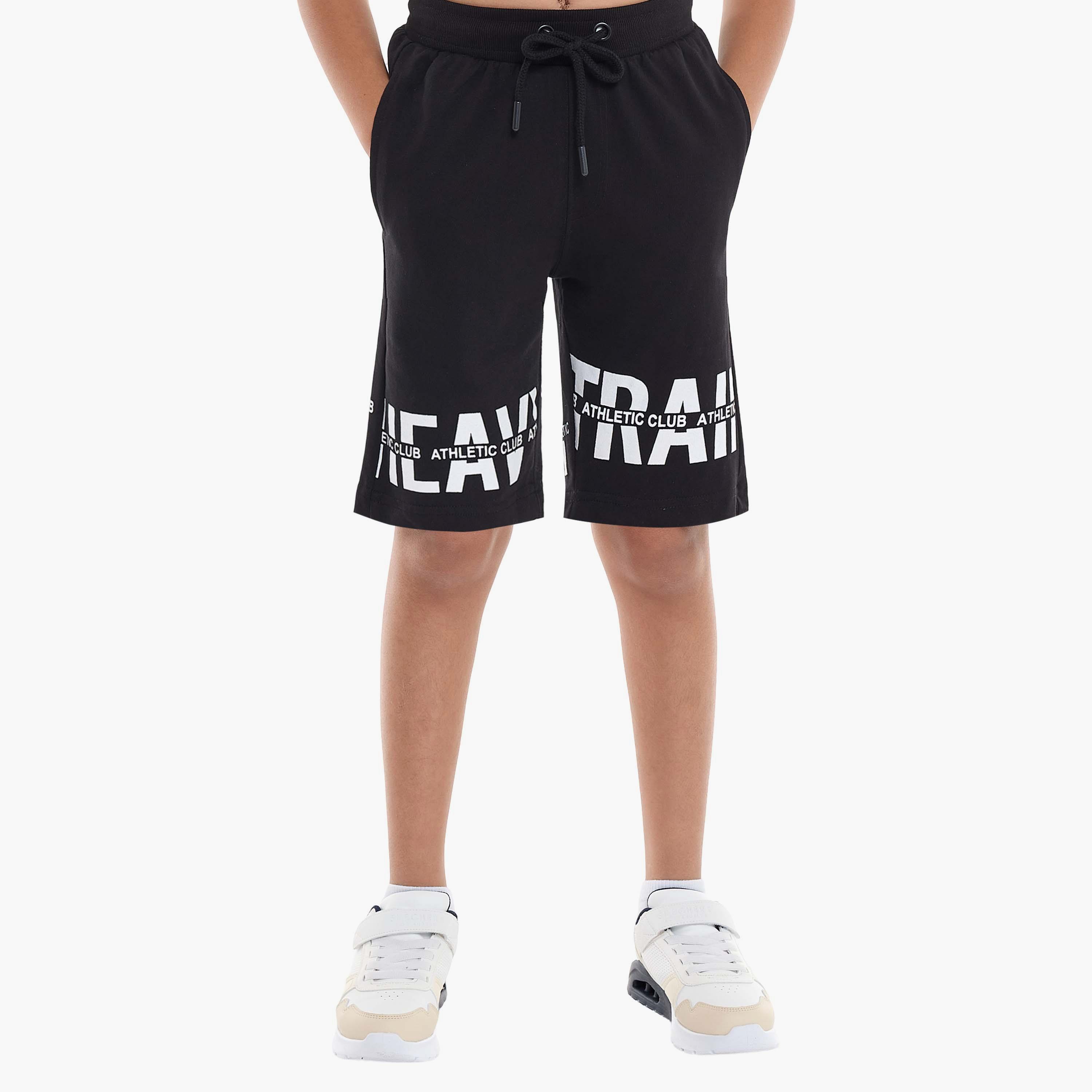 تي شيرت مطبوع بأكمام قصيرة مع شورت من قطعتين من فيكتور اند جين-boys-clothing-setsandcoords-image-4