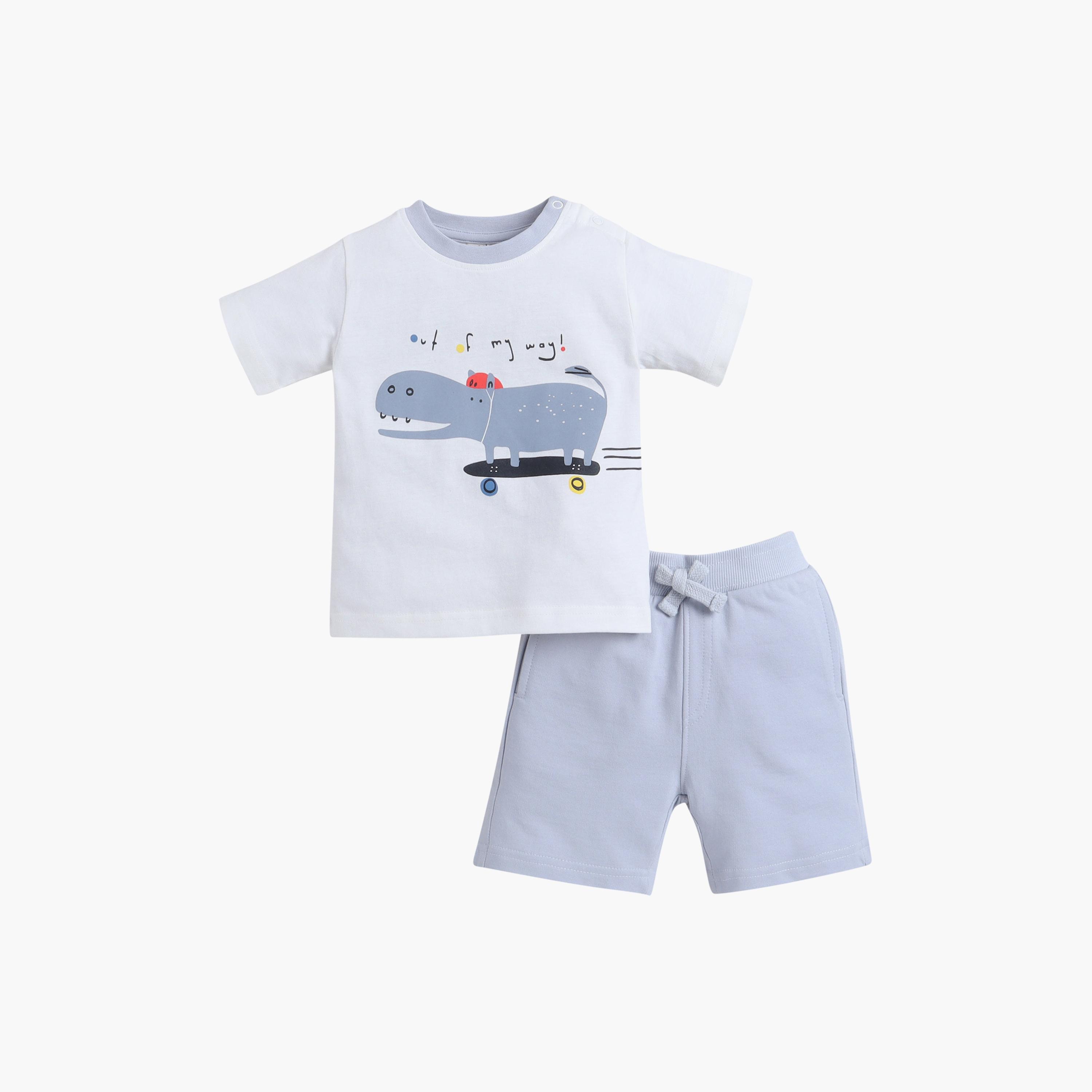 طقم تي شيرت بياقة مستديرة وشورت بطبعة سيد قشطة من فيكتور آند جين-boys-clothing-setsandcoords-image-4