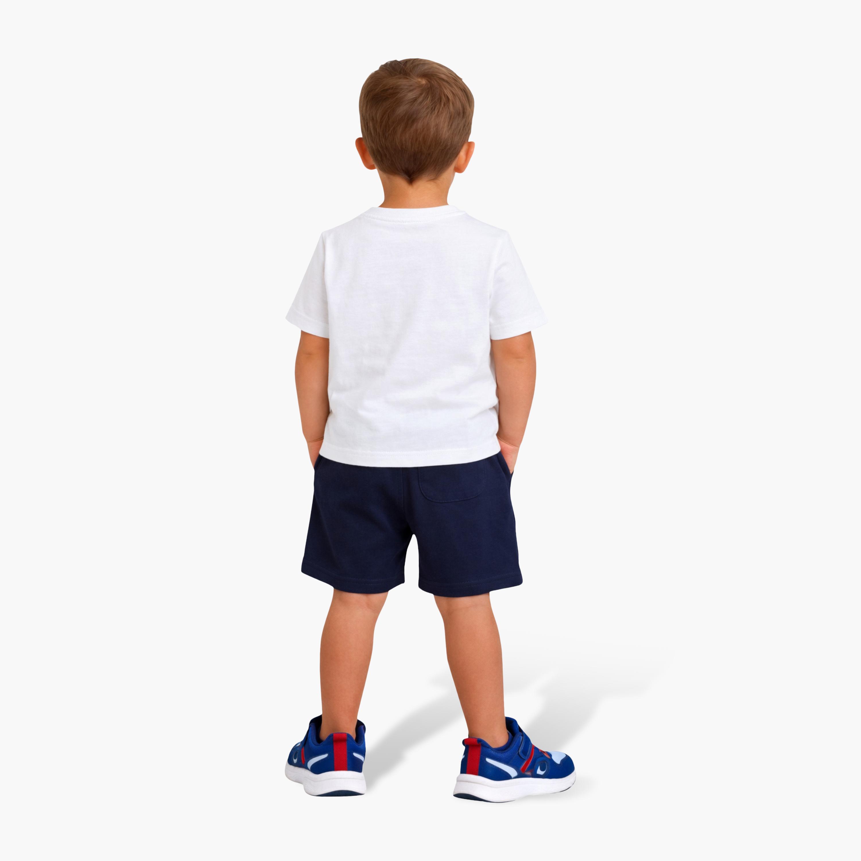 طقم تي شيرت بياقة مستديرة وشورت بطبعة سرطان البحر من فيكتور آند جين-boys-clothing-setsandcoords-image-2