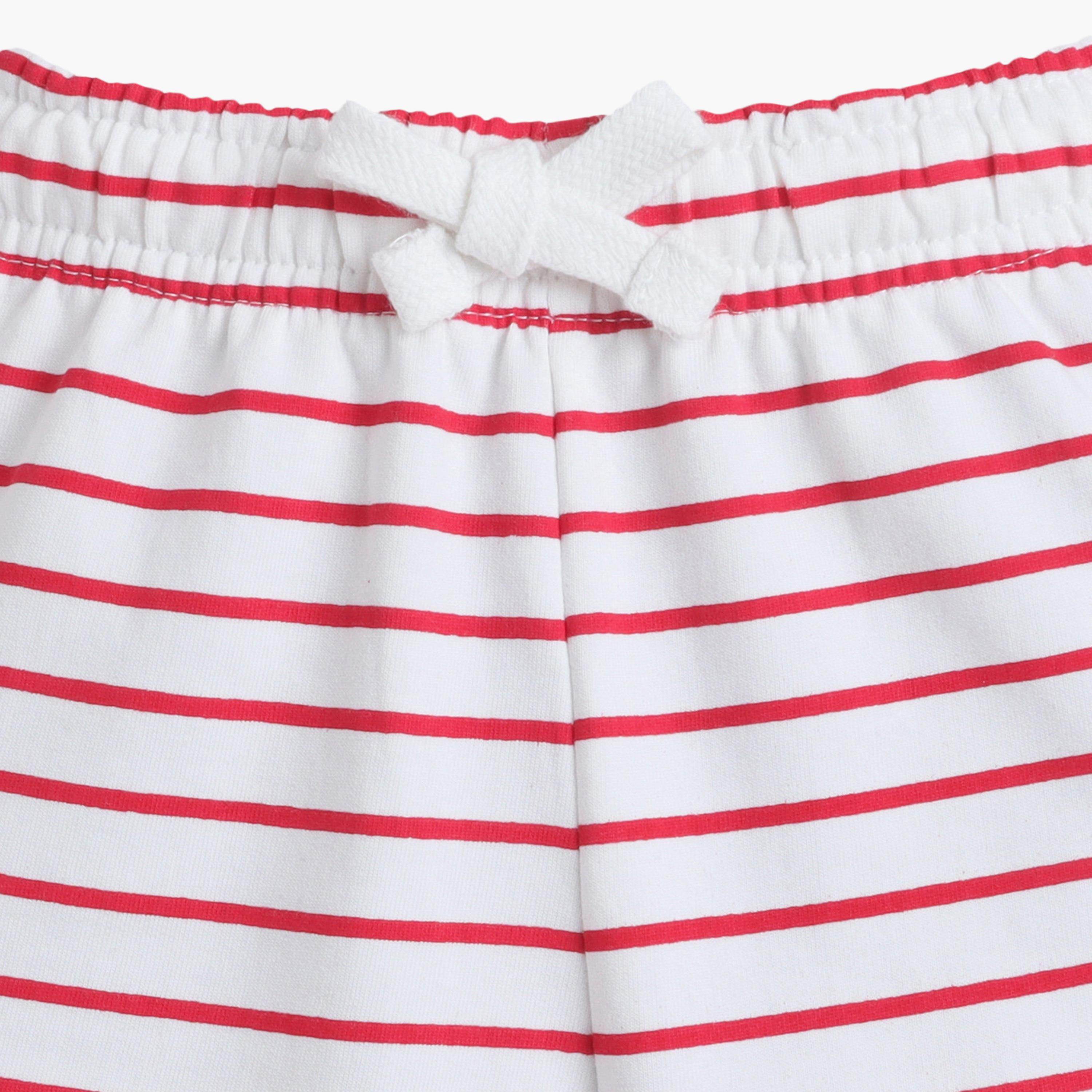 طقم مكون من 4 قطع: تي شيرتات بأكمام قصيرة ورسومات، وبنطلون مع شورت من فيكتور آند جين-boys-clothing-setsandcoords-image-5