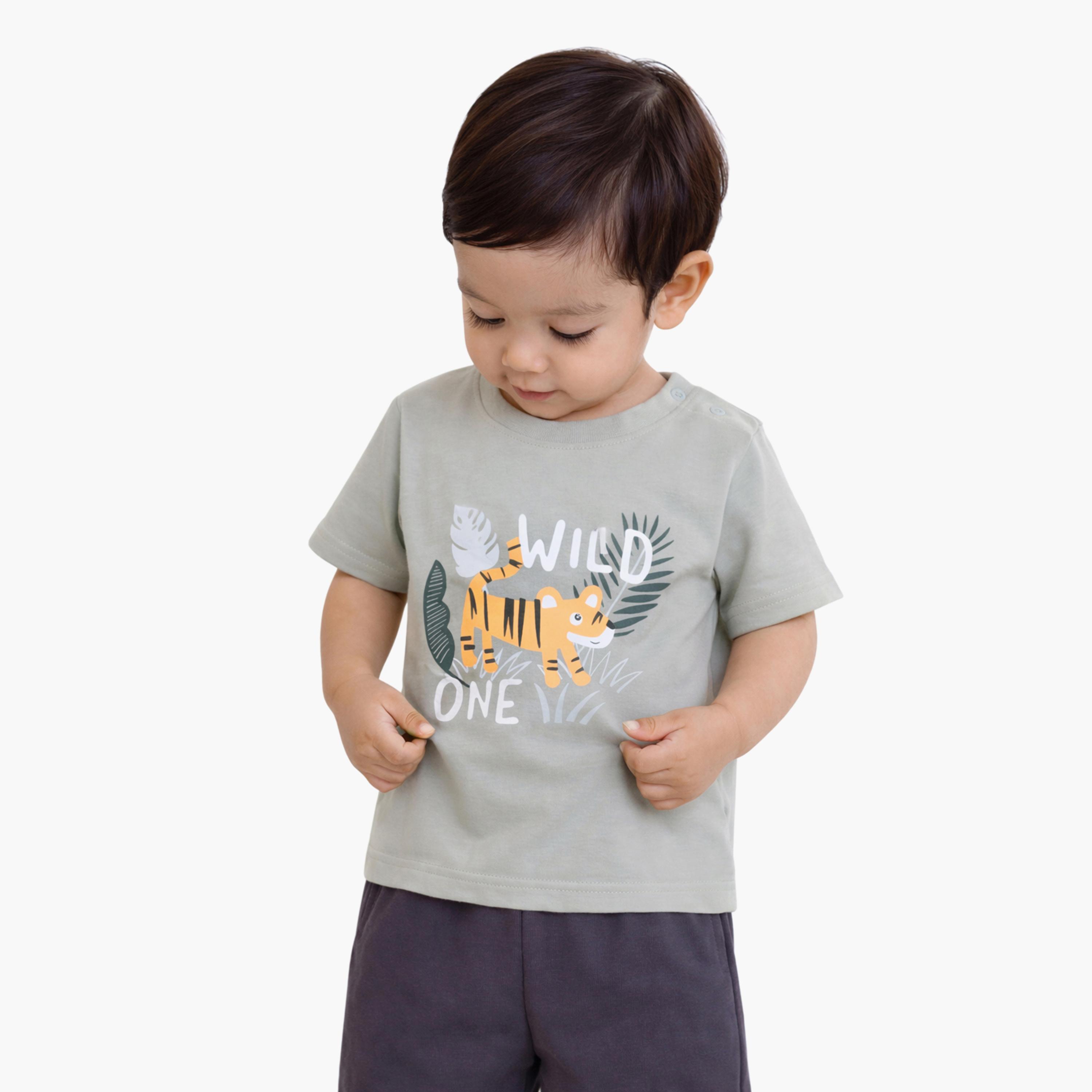 Victor and Jane Set of 2 Printed T-Shirts & Shorts-baby-boys-clothing-setsandcoords-image-2