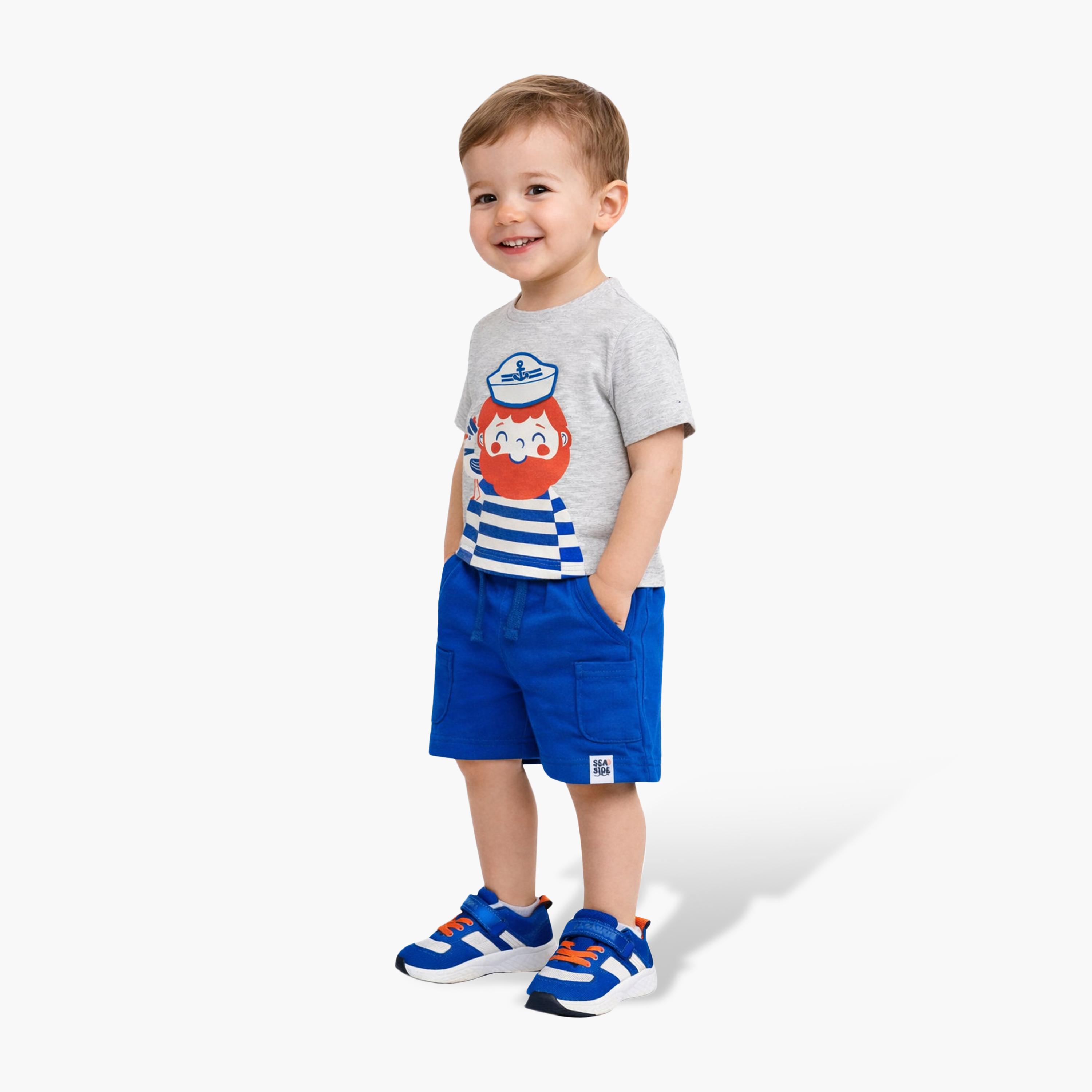 طقم تي شيرت بياقة مستديرة وشورت بطبعة "البحار" من فيكتور آند جين-boys-clothing-setsandcoords-image-1
