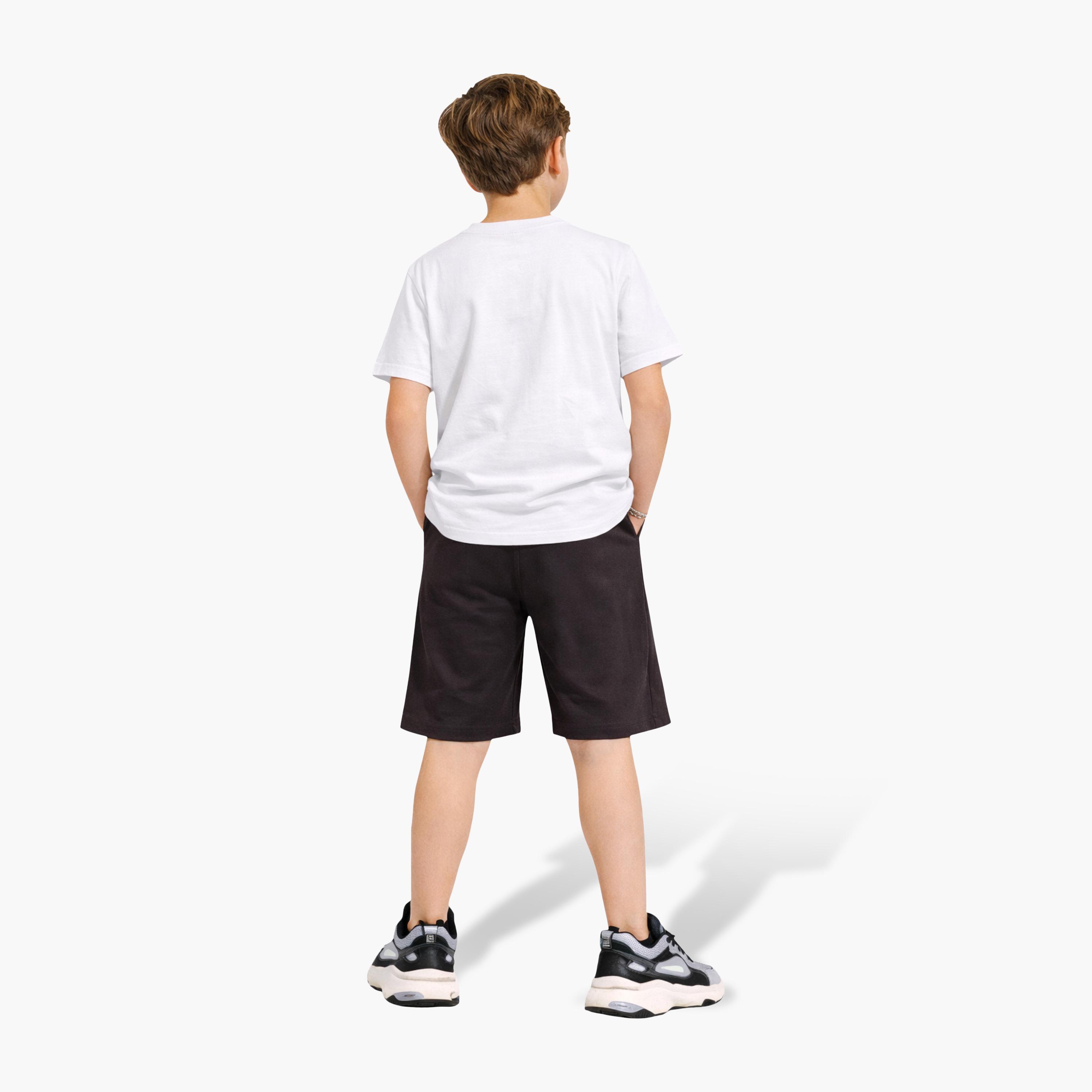 طقم تي شيرت برسومات ديناصور وشورت أسود من فيكتور آند جين-boys-clothing-setsandcoords-image-2