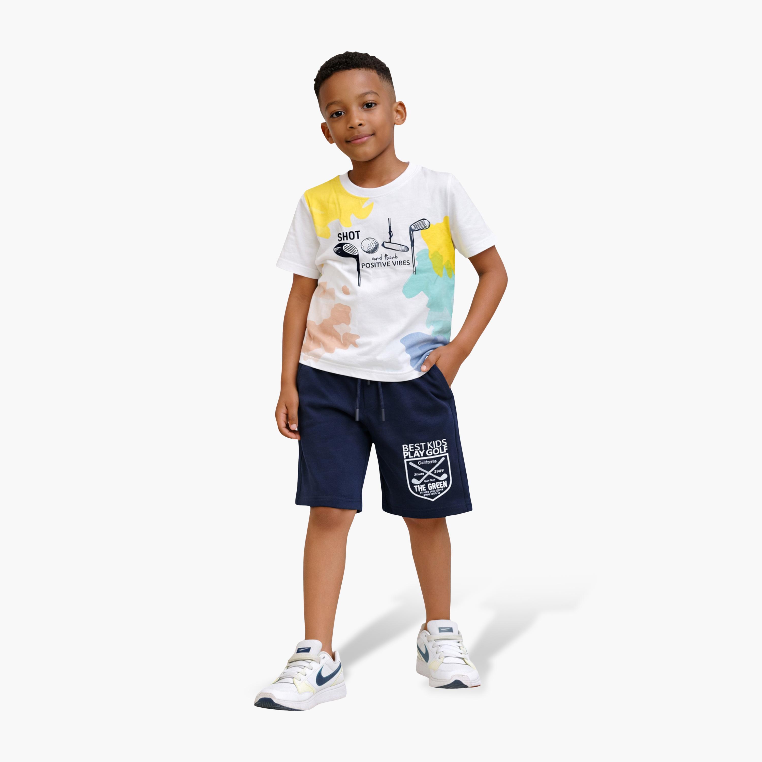 طقم تي شيرت بطبعة مهرجان الركمجة وشورت كحلي من فيكتور آند جين-boys-clothing-setsandcoords-image-1