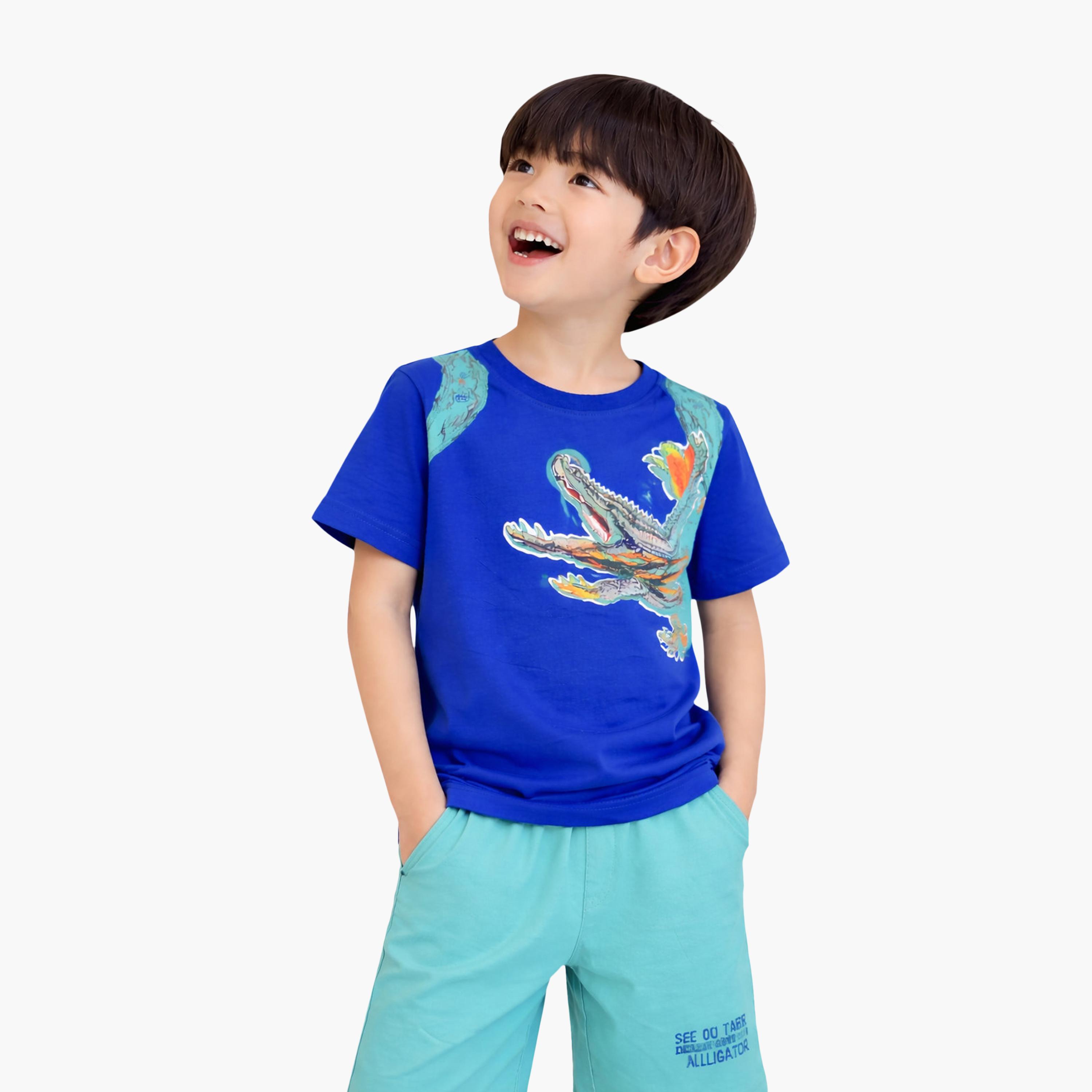 طقم تيشيرت بأكمام نصفية بطبعة كروكودايل غرافيك وشورت من فيكتور أند جين-boys-clothing-setsandcoords-image-2
