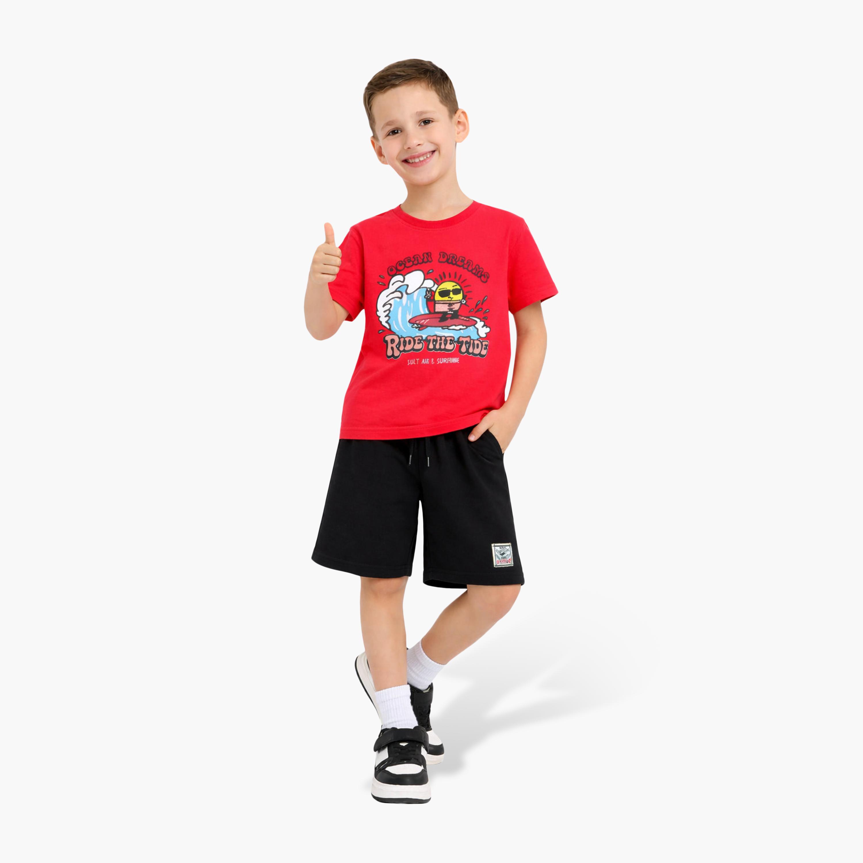 طقم تيشيرت بأكمام نصفية بطبعة رايد ذا تايد داي وشورت من فيكتور أند جين-boys-clothing-setsandcoords-image-1