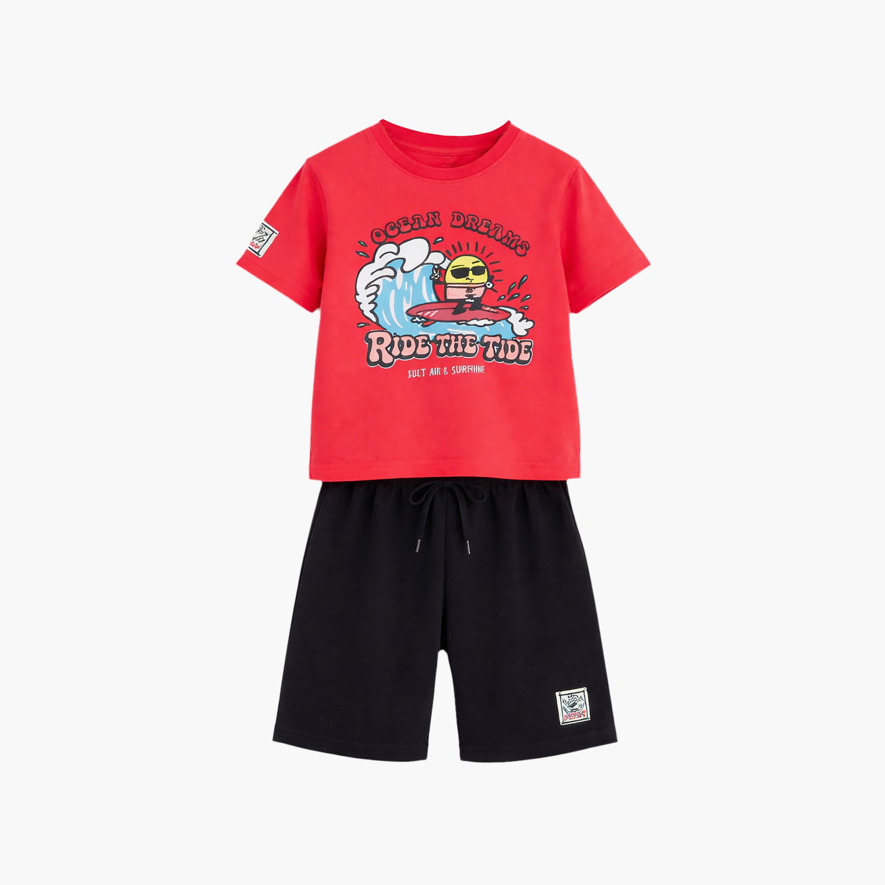 طقم تيشيرت بأكمام نصفية بطبعة رايد ذا تايد داي وشورت من فيكتور أند جين-boys-clothing-setsandcoords-image-3