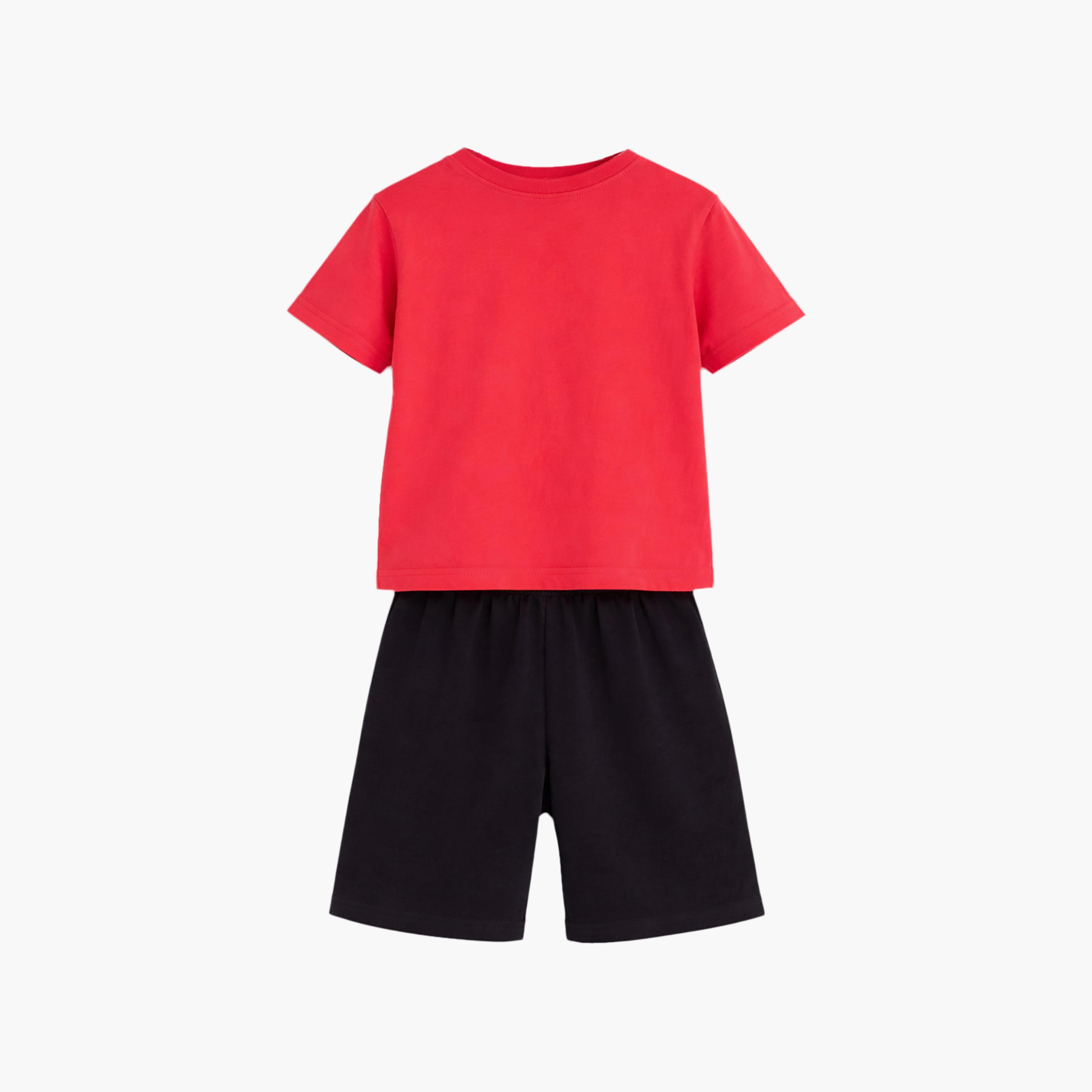 طقم تيشيرت بأكمام نصفية بطبعة رايد ذا تايد داي وشورت من فيكتور أند جين-boys-clothing-setsandcoords-image-4