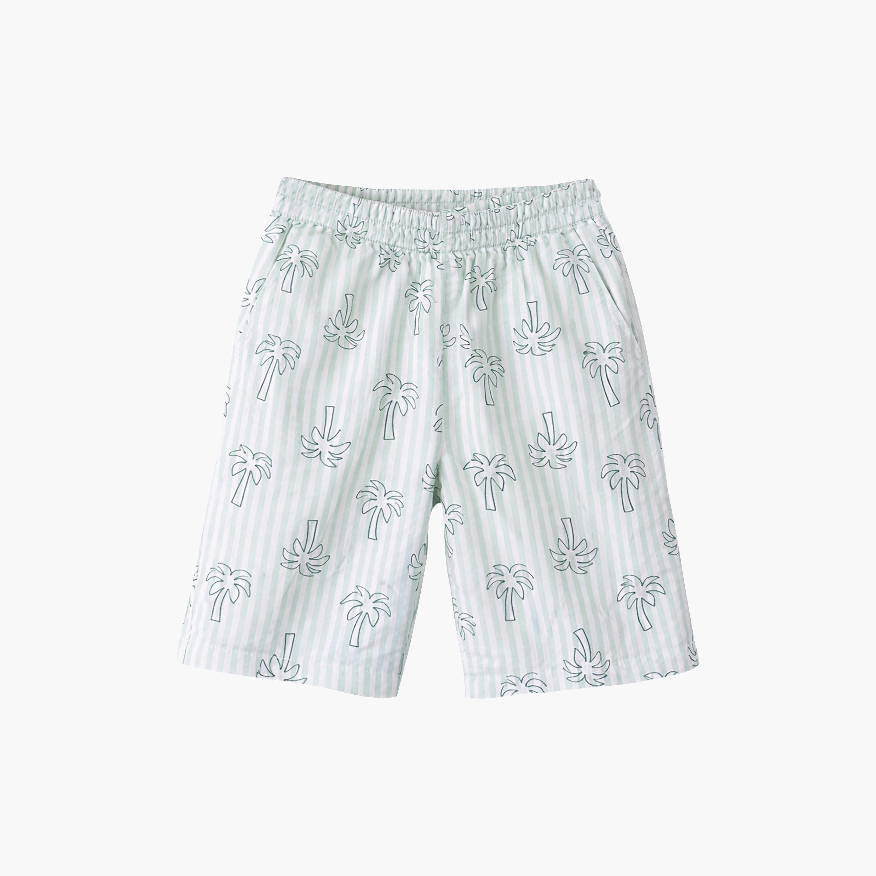 طقم مكون من 4 قطع: تي شيرتات بأكمام قصيرة ورسومات، وبنطلون مع شورت من فيكتور آند جين-boys-clothing-setsandcoords-image-7