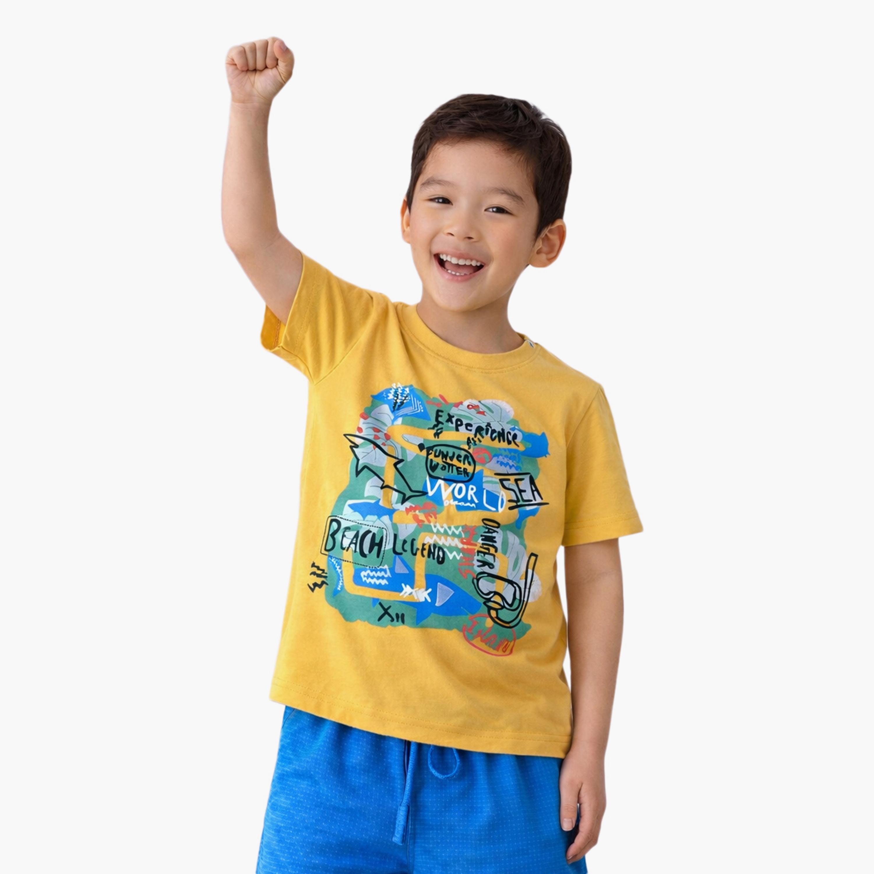 طقم مكون من تيشيرت مطبوع وشورت قطعتين من فيكتور آند جين-boys-clothing-setsandcoords-image-3