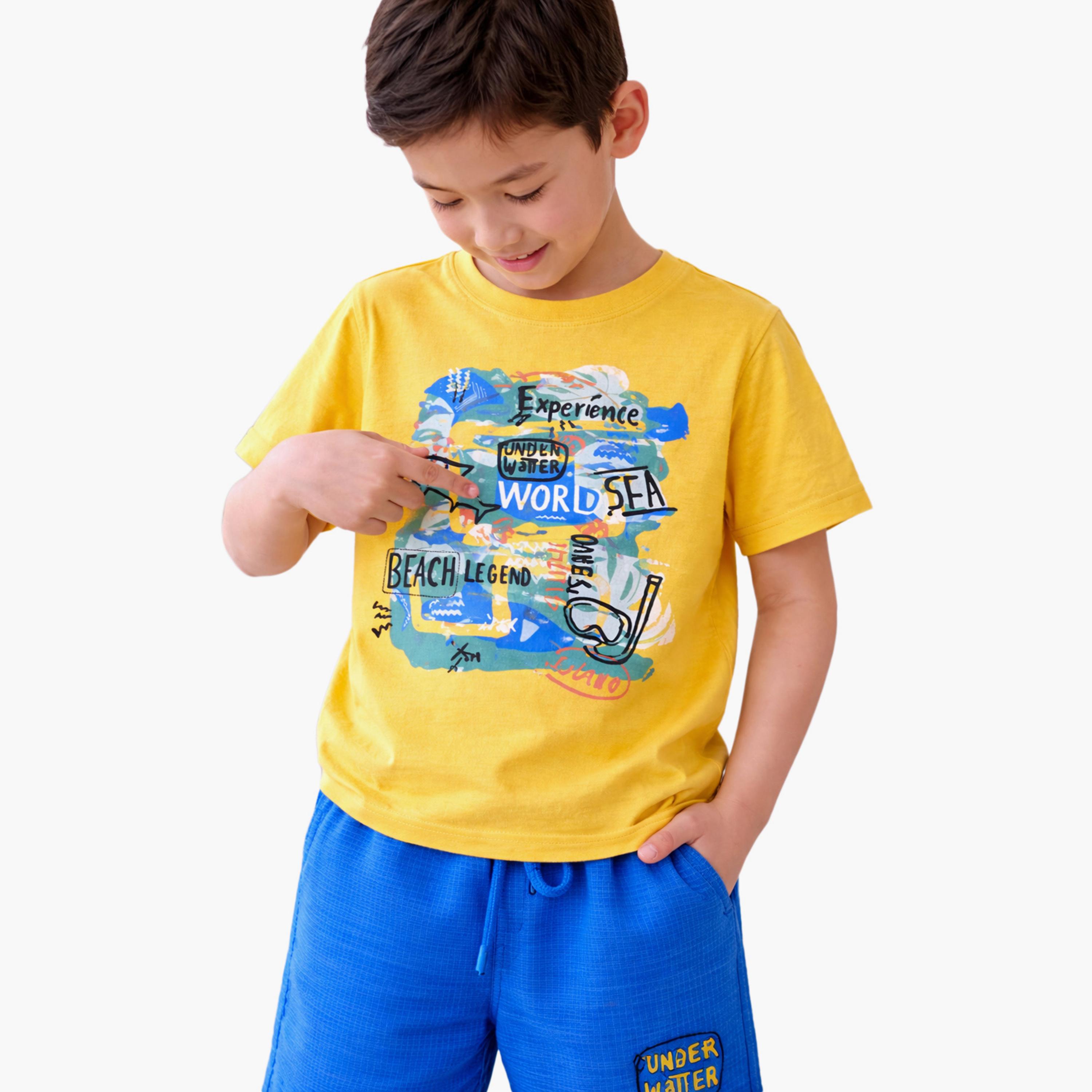 طقم مكون من تيشيرت مطبوع وشورت قطعتين من فيكتور آند جين-boys-clothing-setsandcoords-image-4