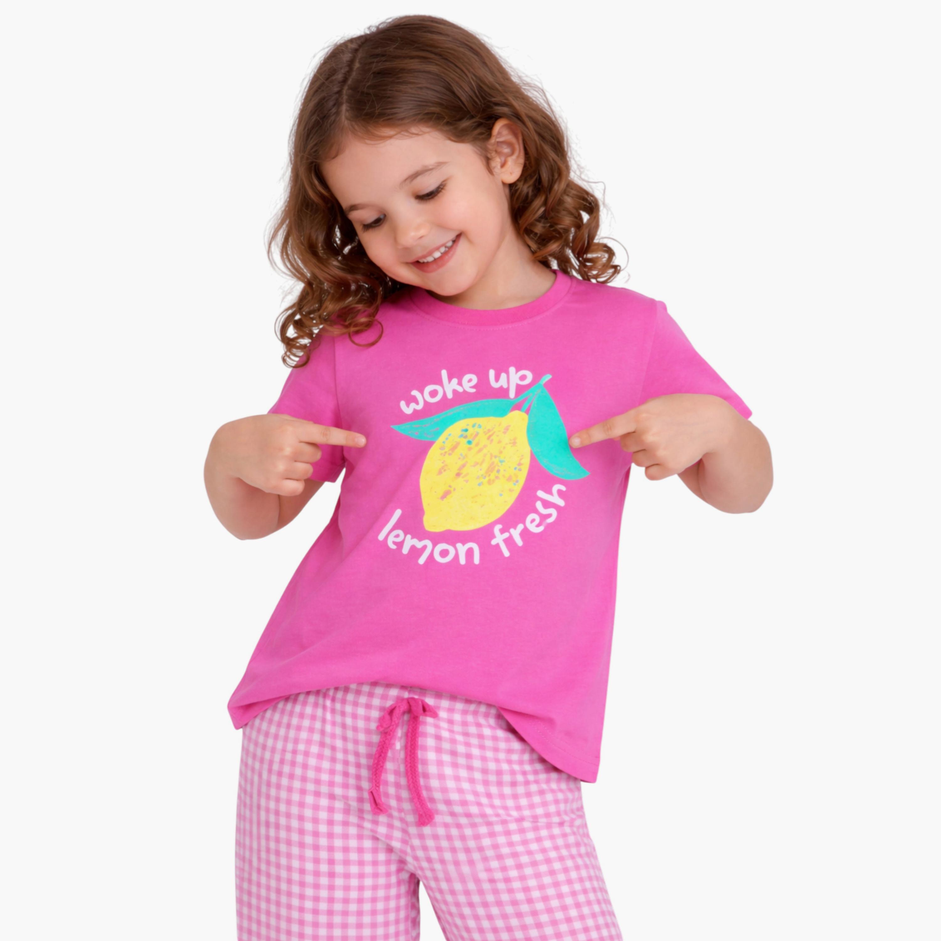 طقم مكون من تيشيرت مطبوع وبنطلون مربعات قطعتين من فيكتور آند جين-girls-clothing-setsandcoords-image-3