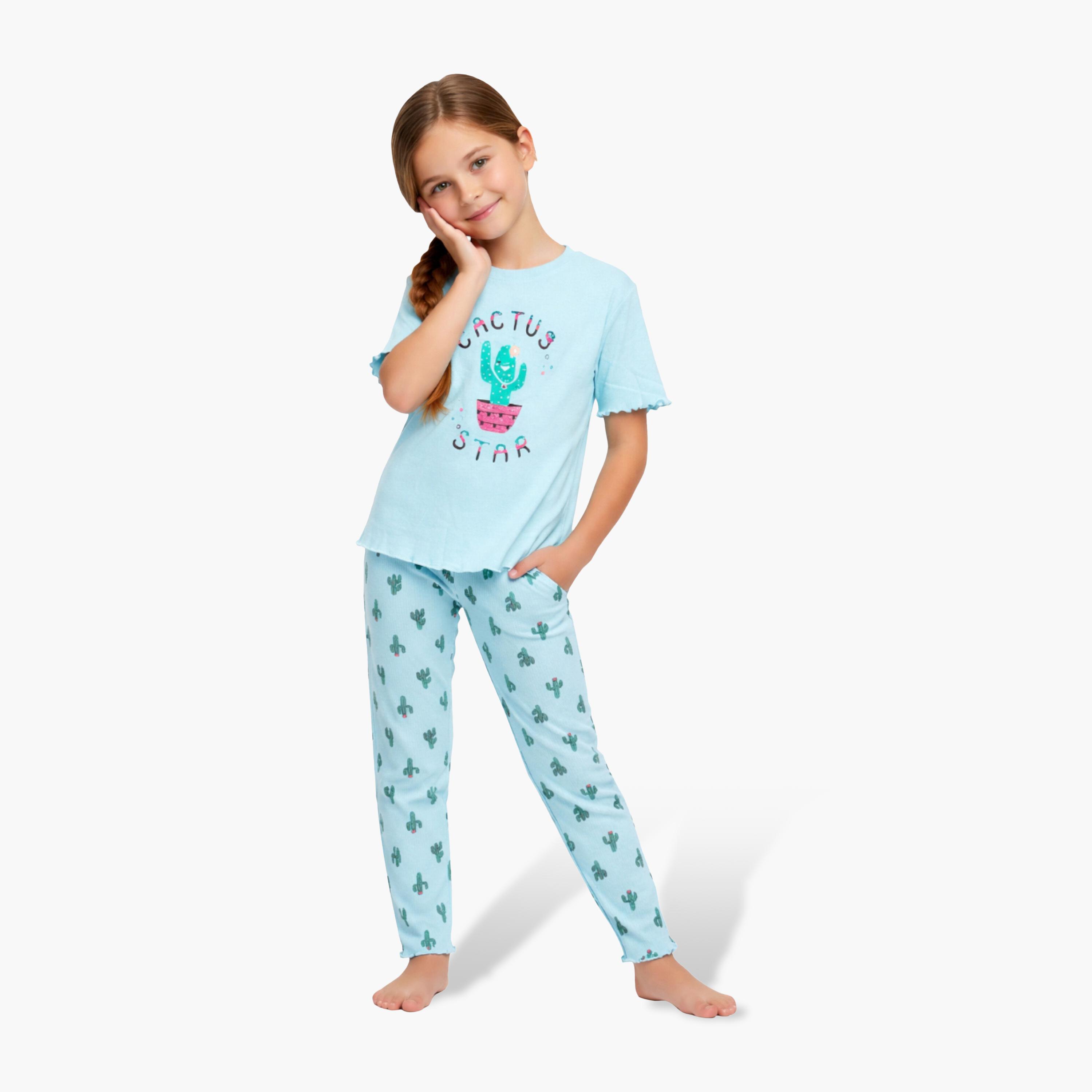 طقم بلوزة "نجمة الصبار" بأكمام كشكشة وبنطلون مطبوع من فيكتور آند جين-baby-girls-clothing-setsandcoords-image-1