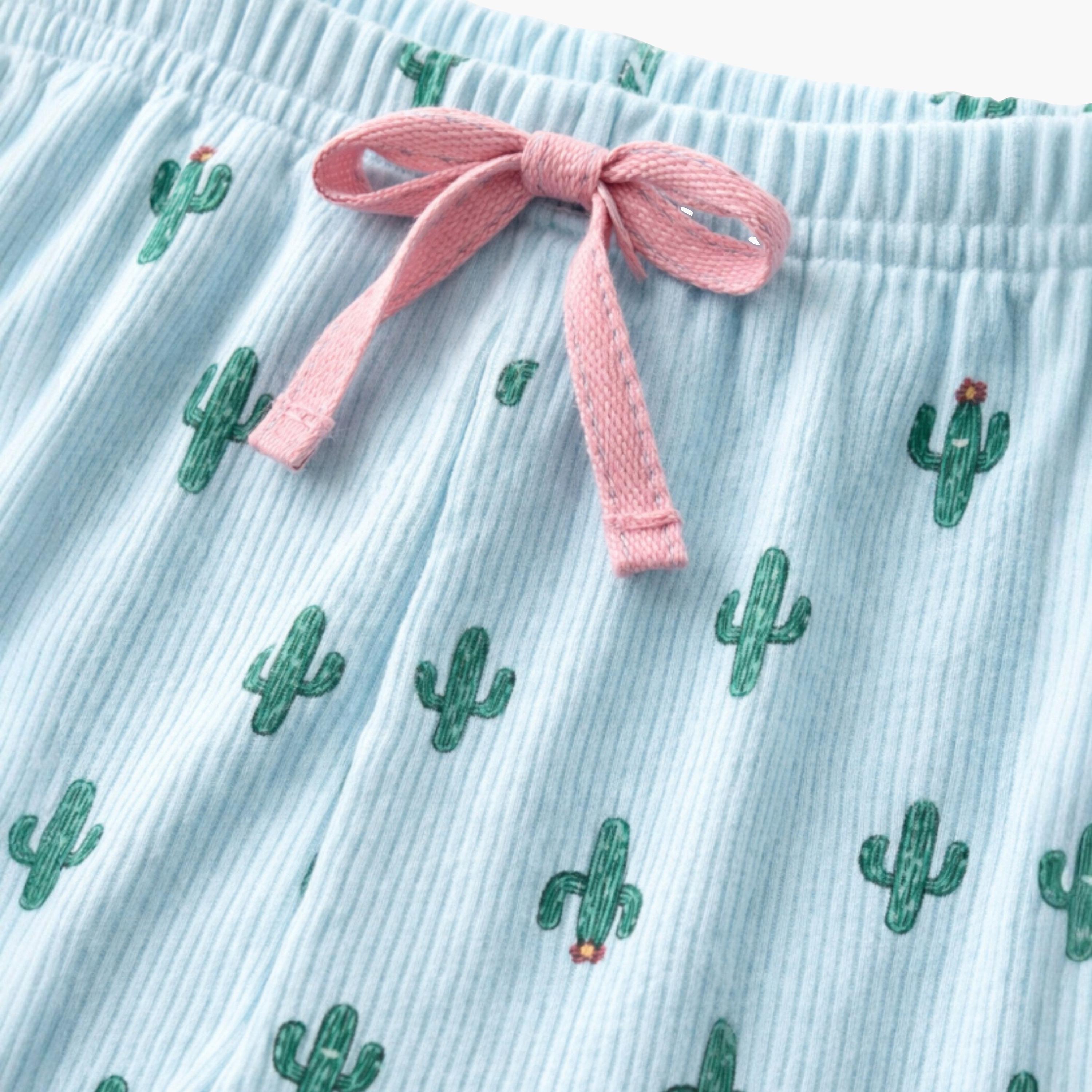 طقم بلوزة "نجمة الصبار" بأكمام كشكشة وبنطلون مطبوع من فيكتور آند جين-baby-girls-clothing-setsandcoords-image-3