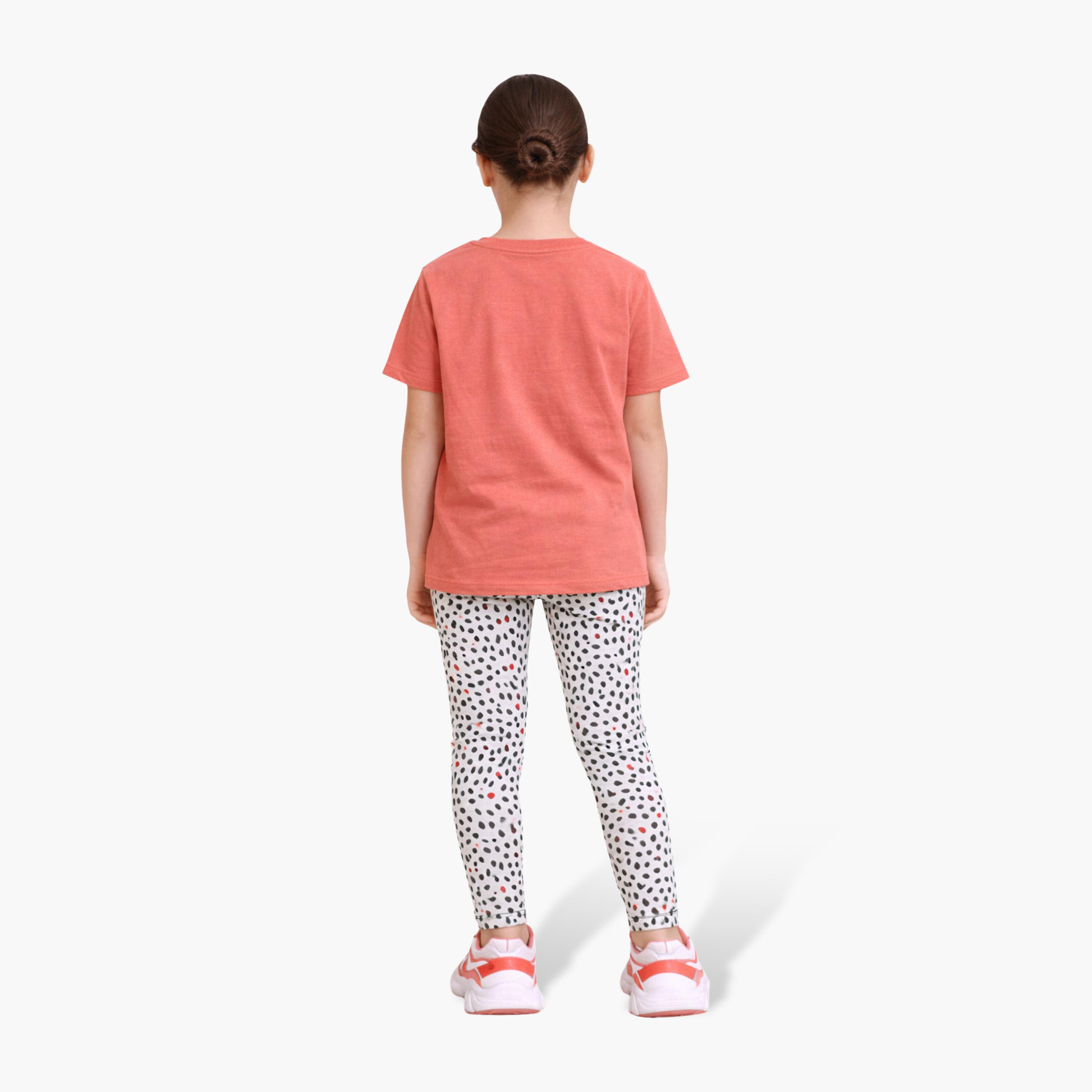 طقم مكون من قطعتين تي شيرت مطبوع بأكمام قصيرة مع قطعتين ليجنز من فيكتور آند جين-baby-girls-clothing-setsandcoords-image-4
