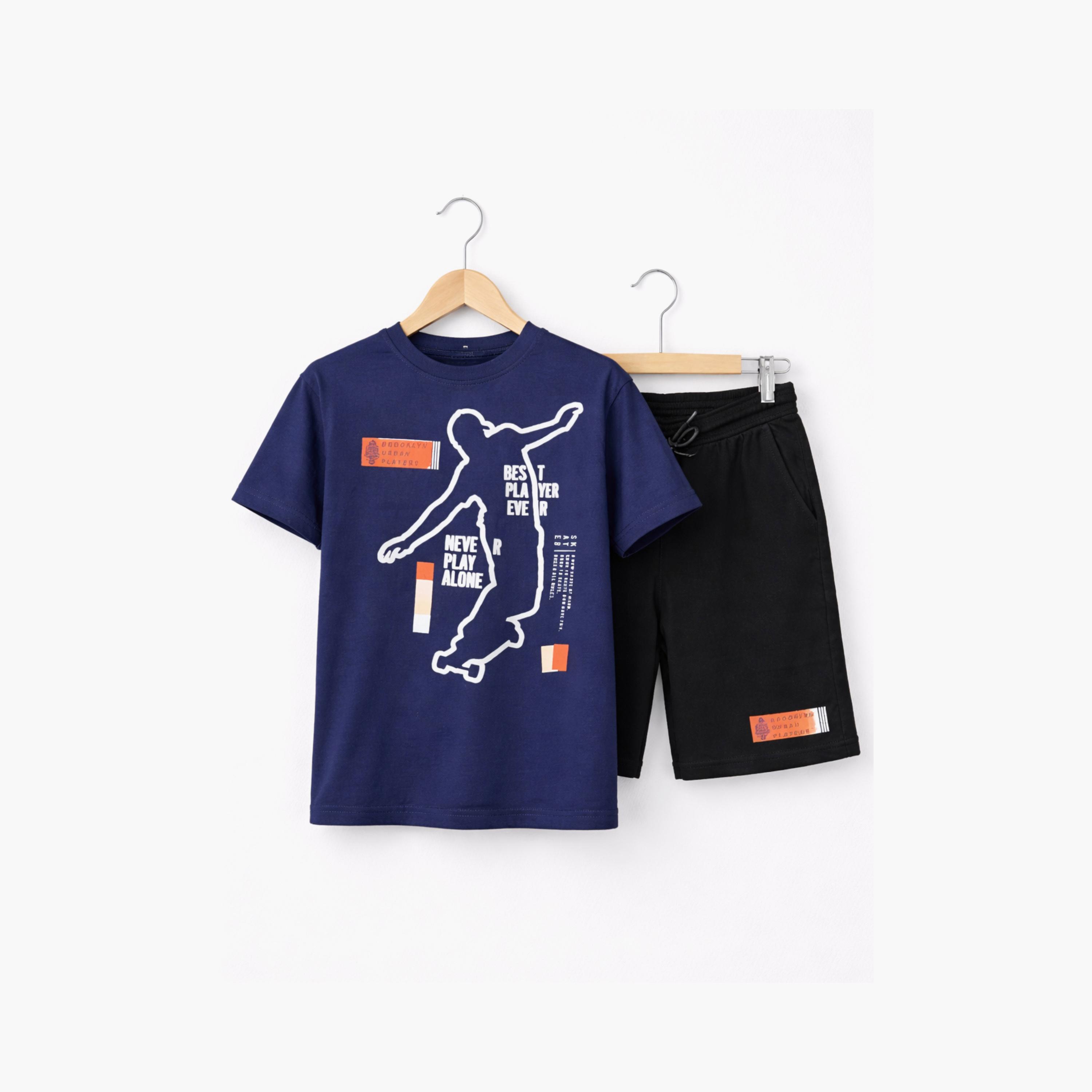 طقم تي شيرت برسومات متزلج وشورت أسود من فيكتور آند جين-boys-clothing-setsandcoords-image-4