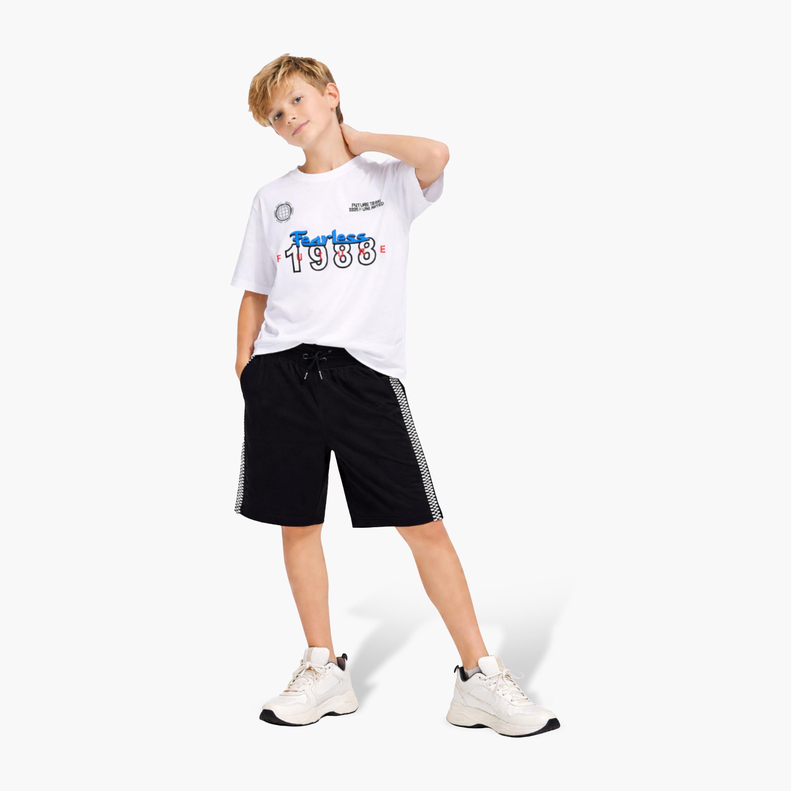 طقم تي شيرت "Fearless 1988" وشورت أسود من فيكتور آند جين-boys-clothing-setsandcoords-image-1