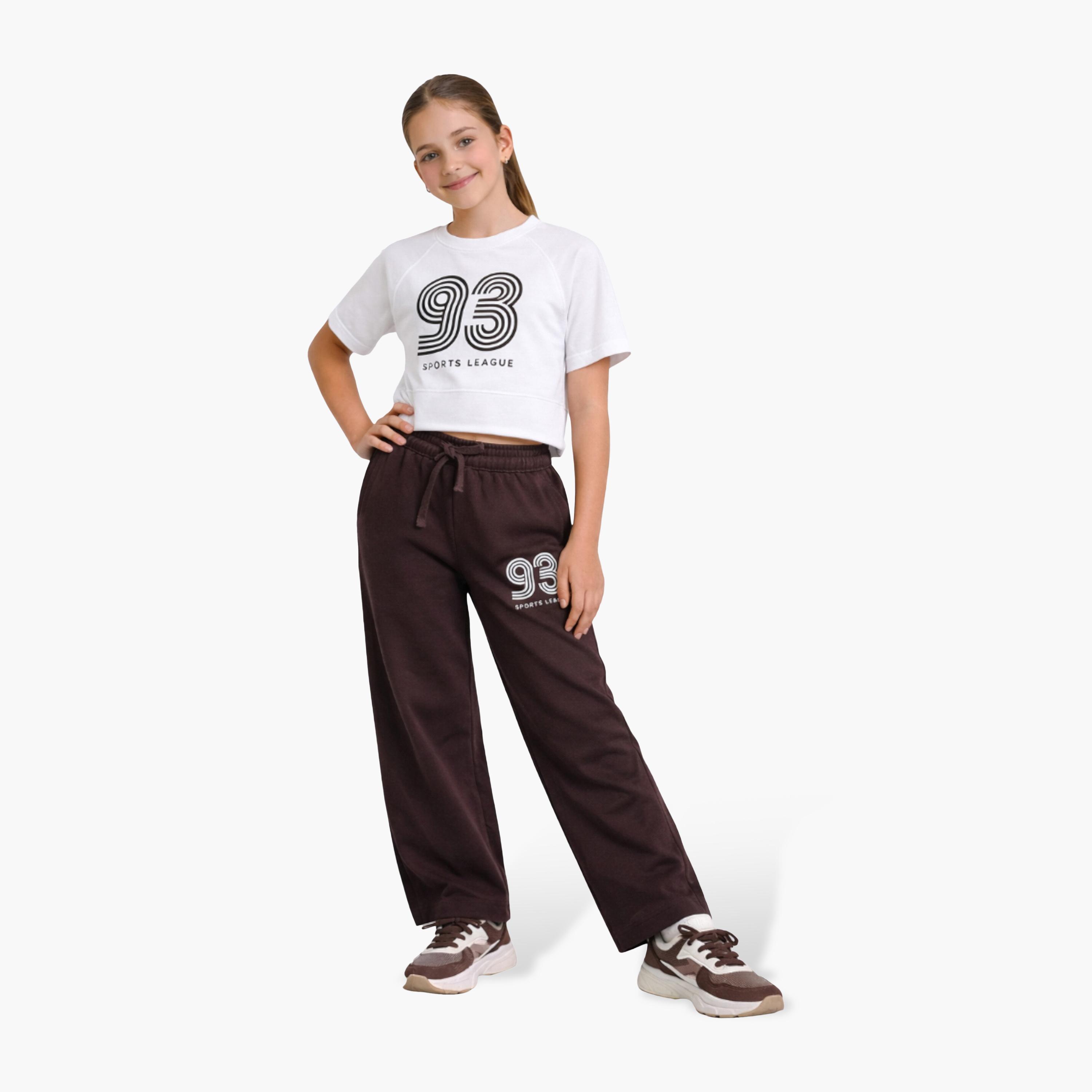 طقم تي شيرت "93 Sports League" وبنطلون من فيكتور آند جين-girls-clothing-setsandcoords-image-5